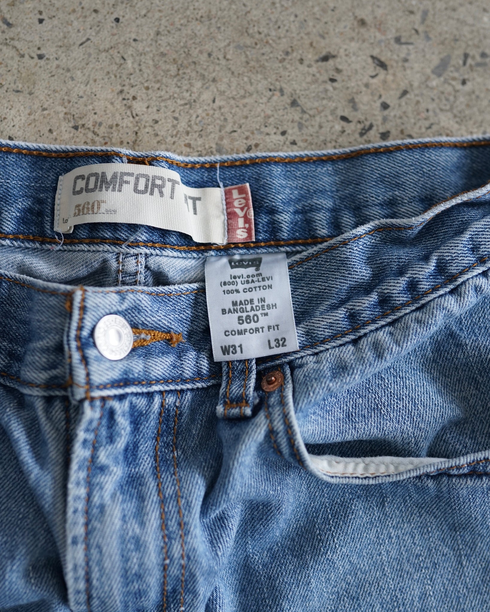 levi's 560 jeans