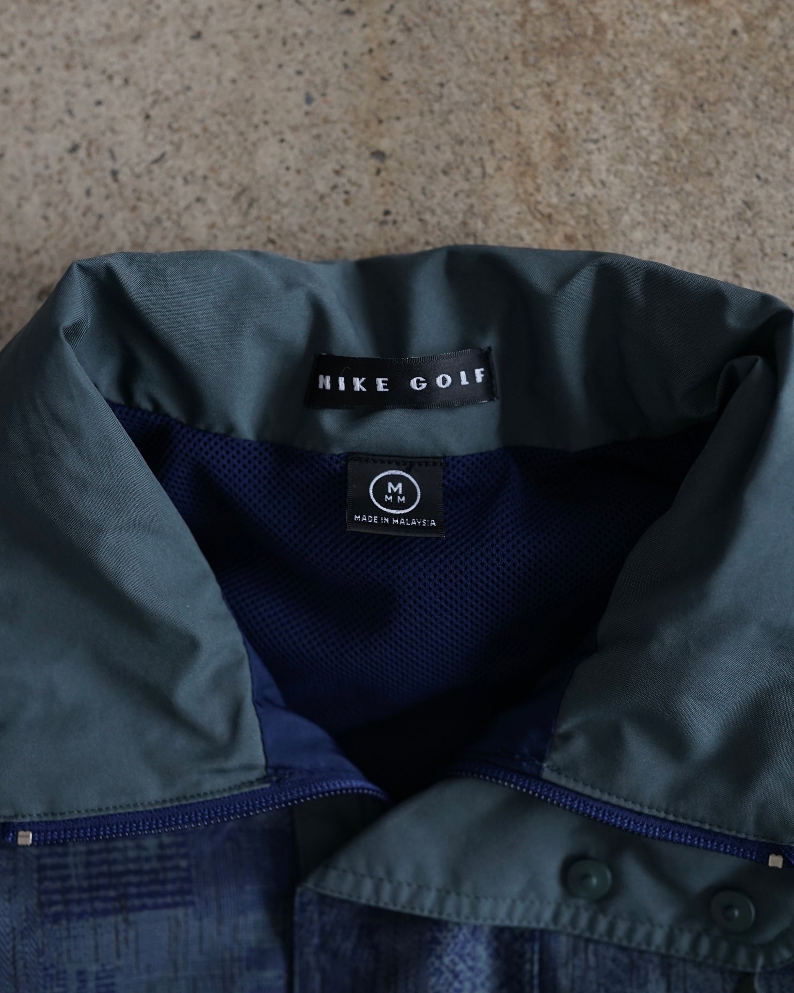 nike golf 1/3 zip windbreaker