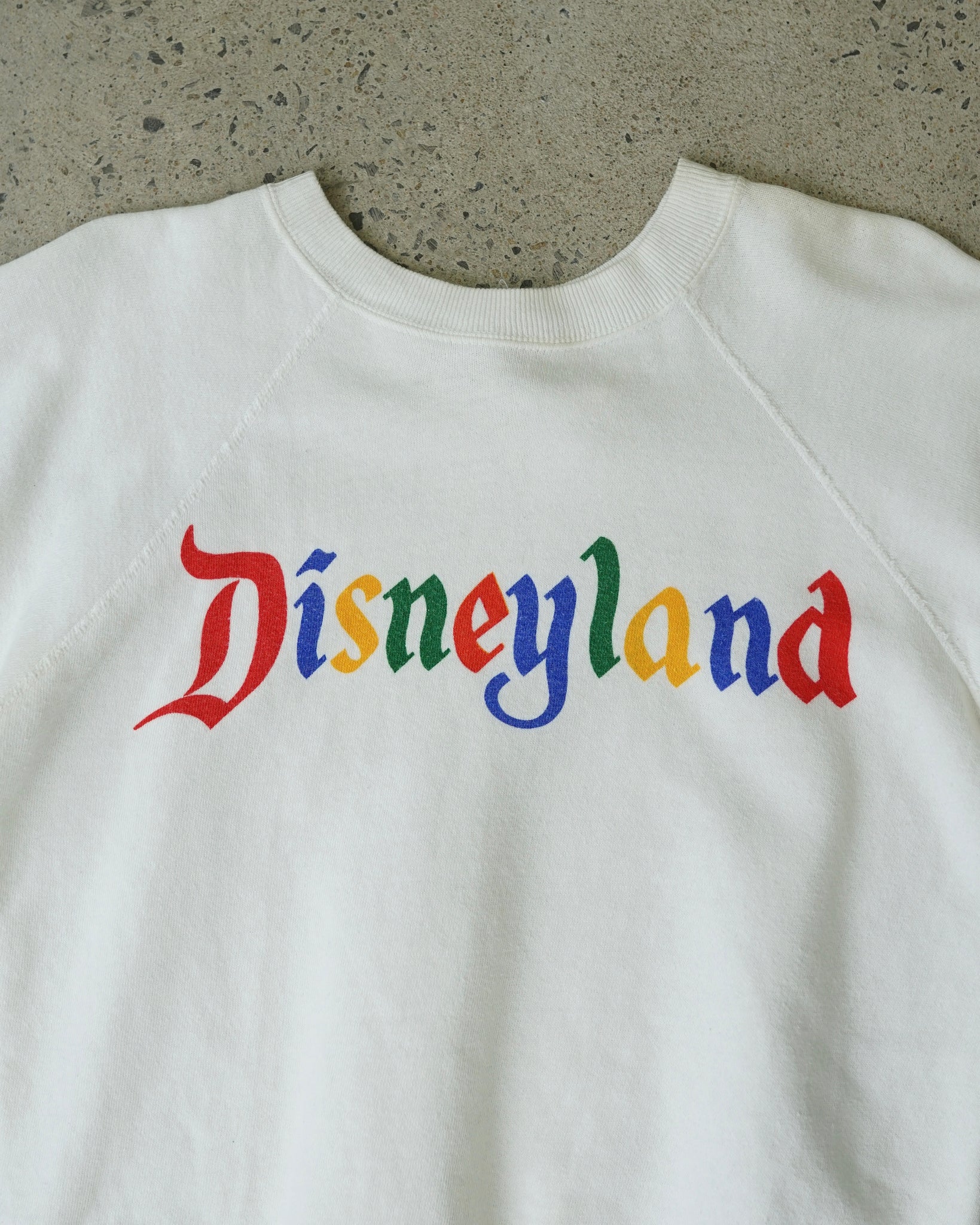 disneyland short sleeve crewneck