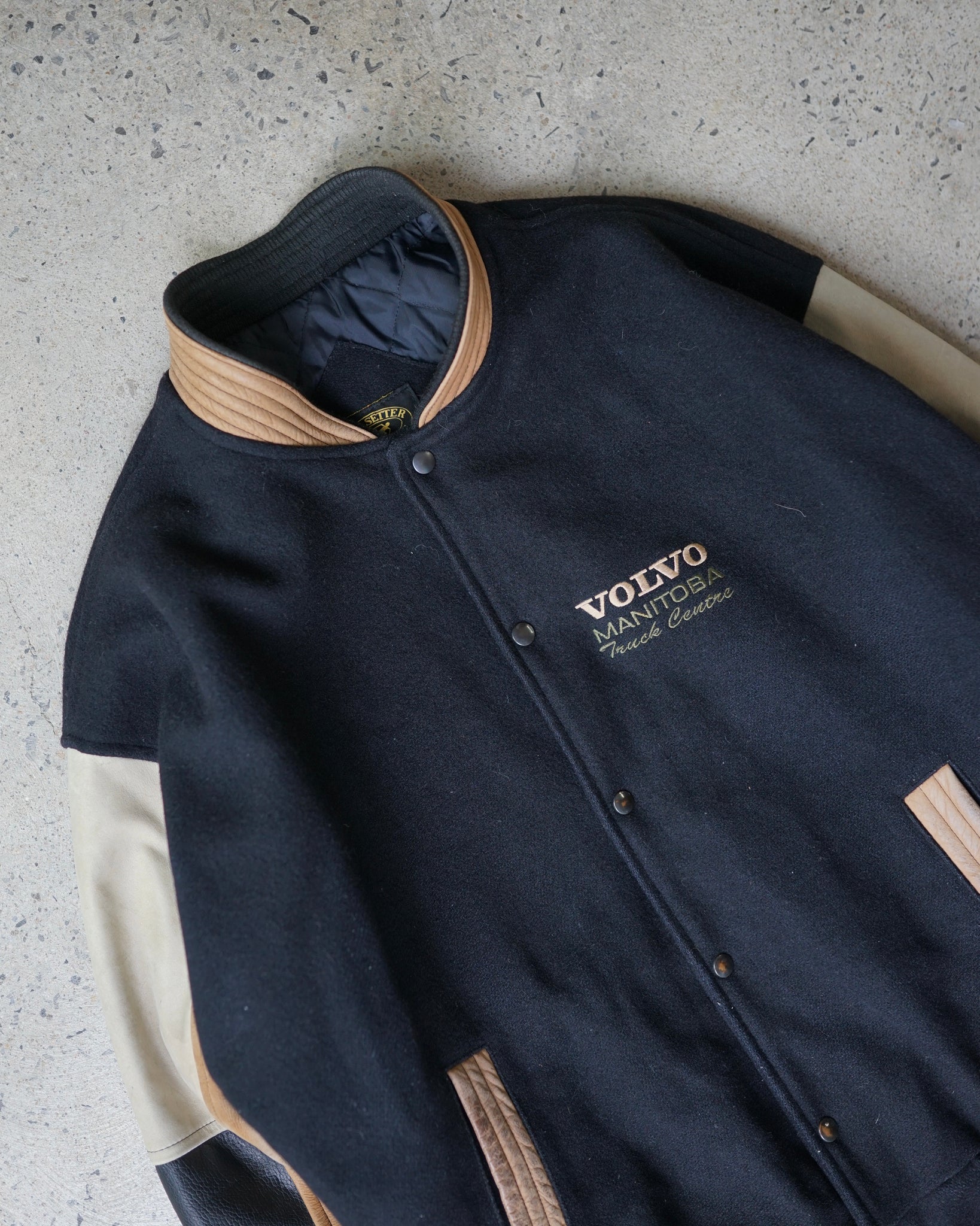 volvo wool bomber jacket - large