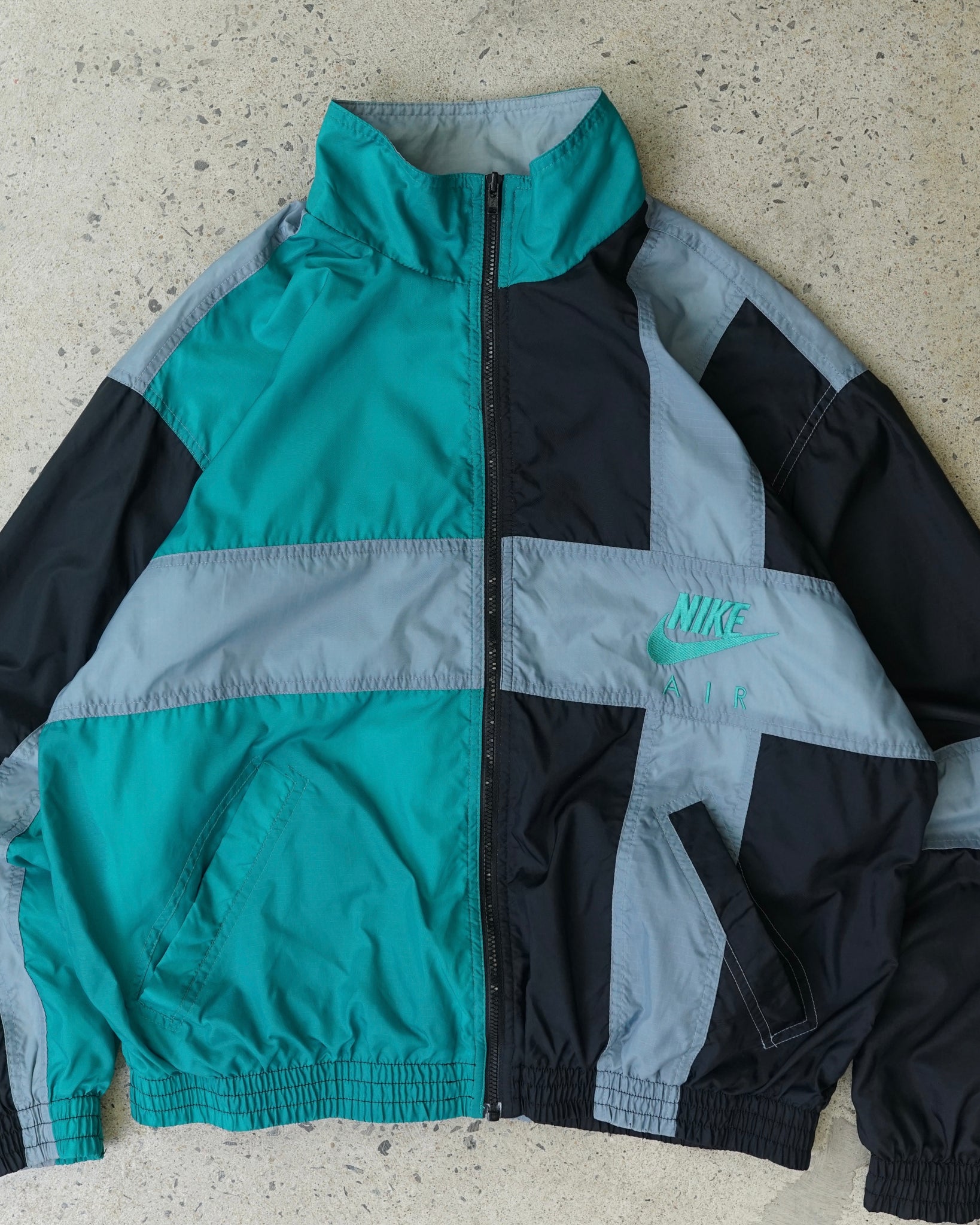 nike air zip-up windbreaker