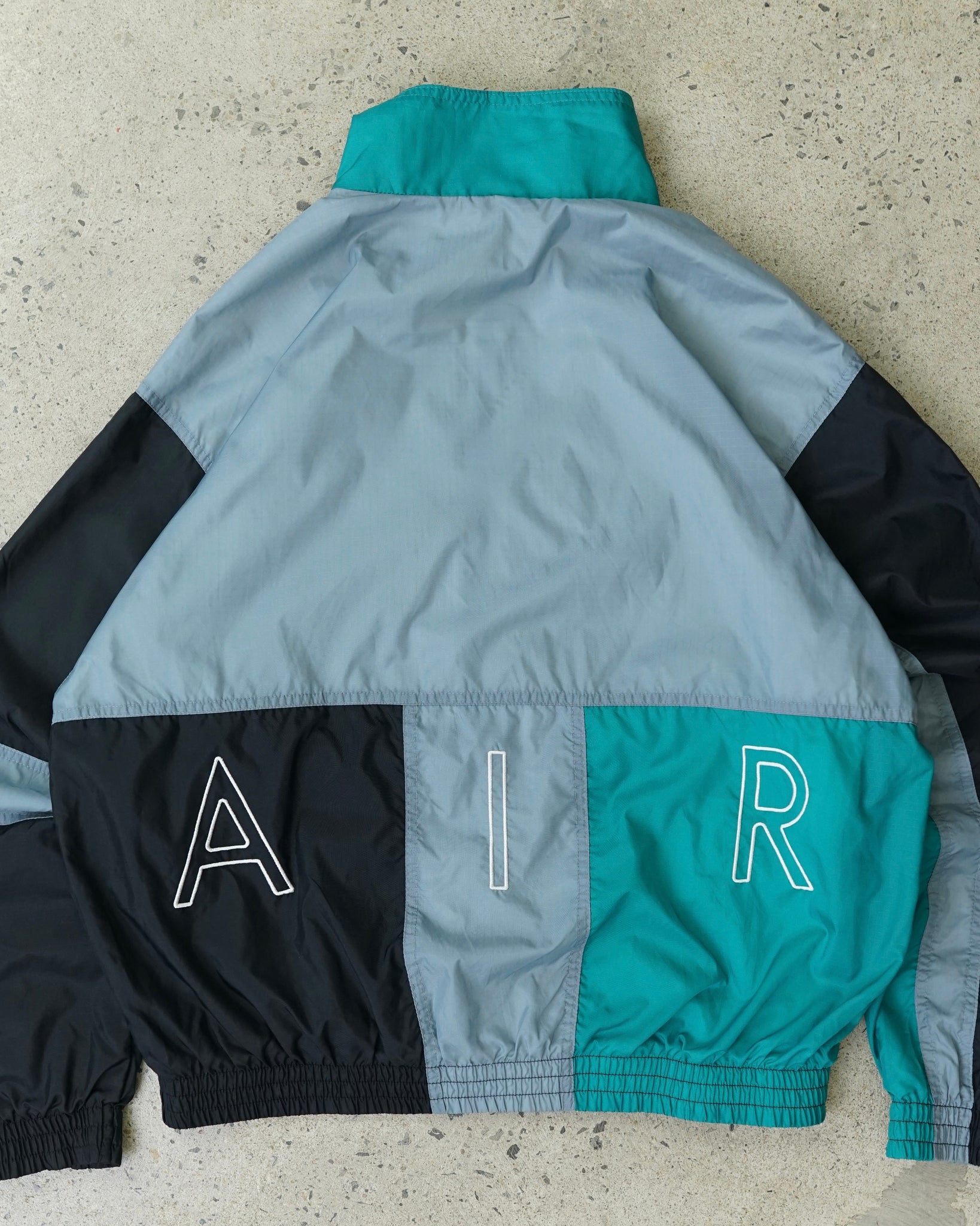 nike air zip-up windbreaker