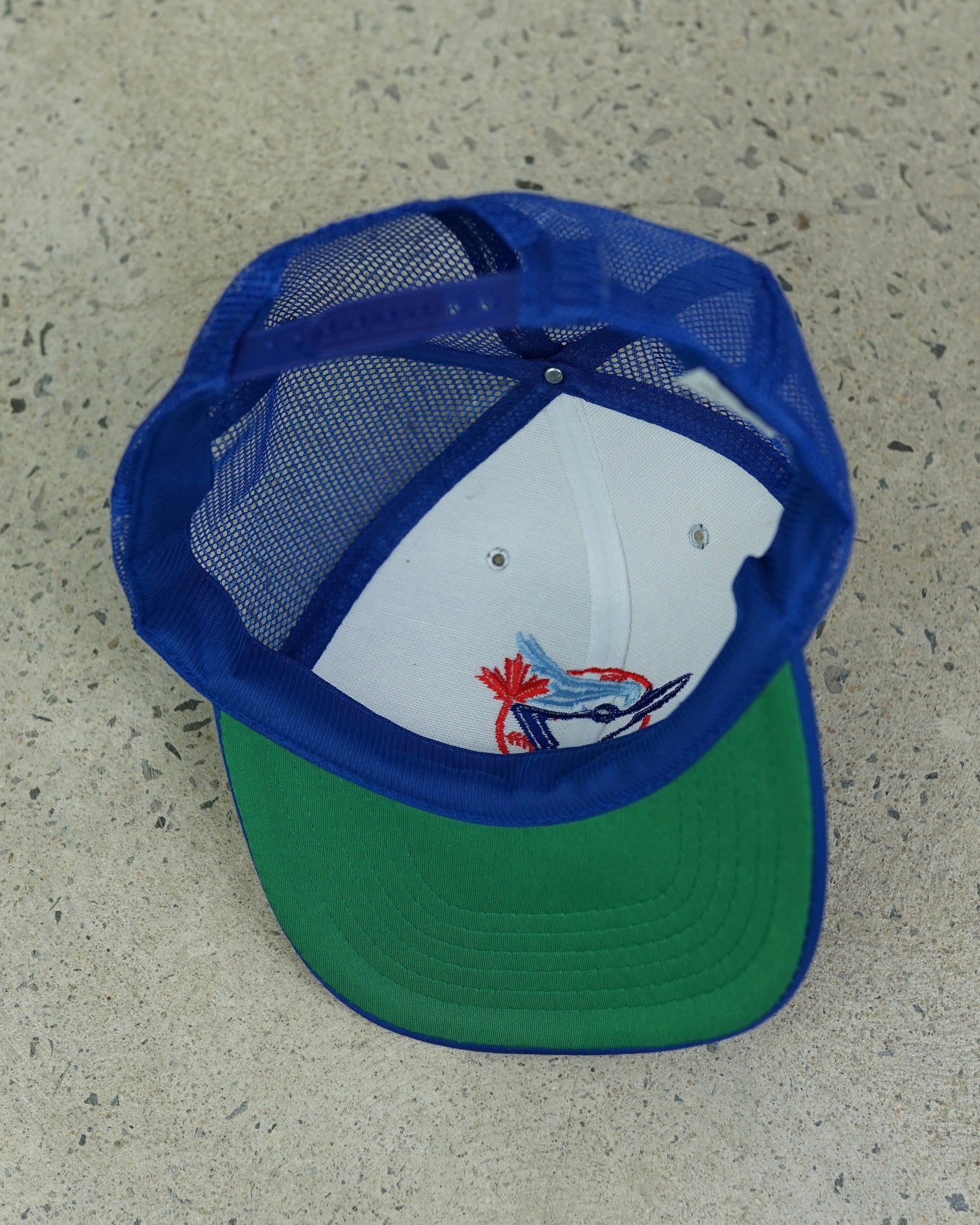 toronto blue jays trucker hat