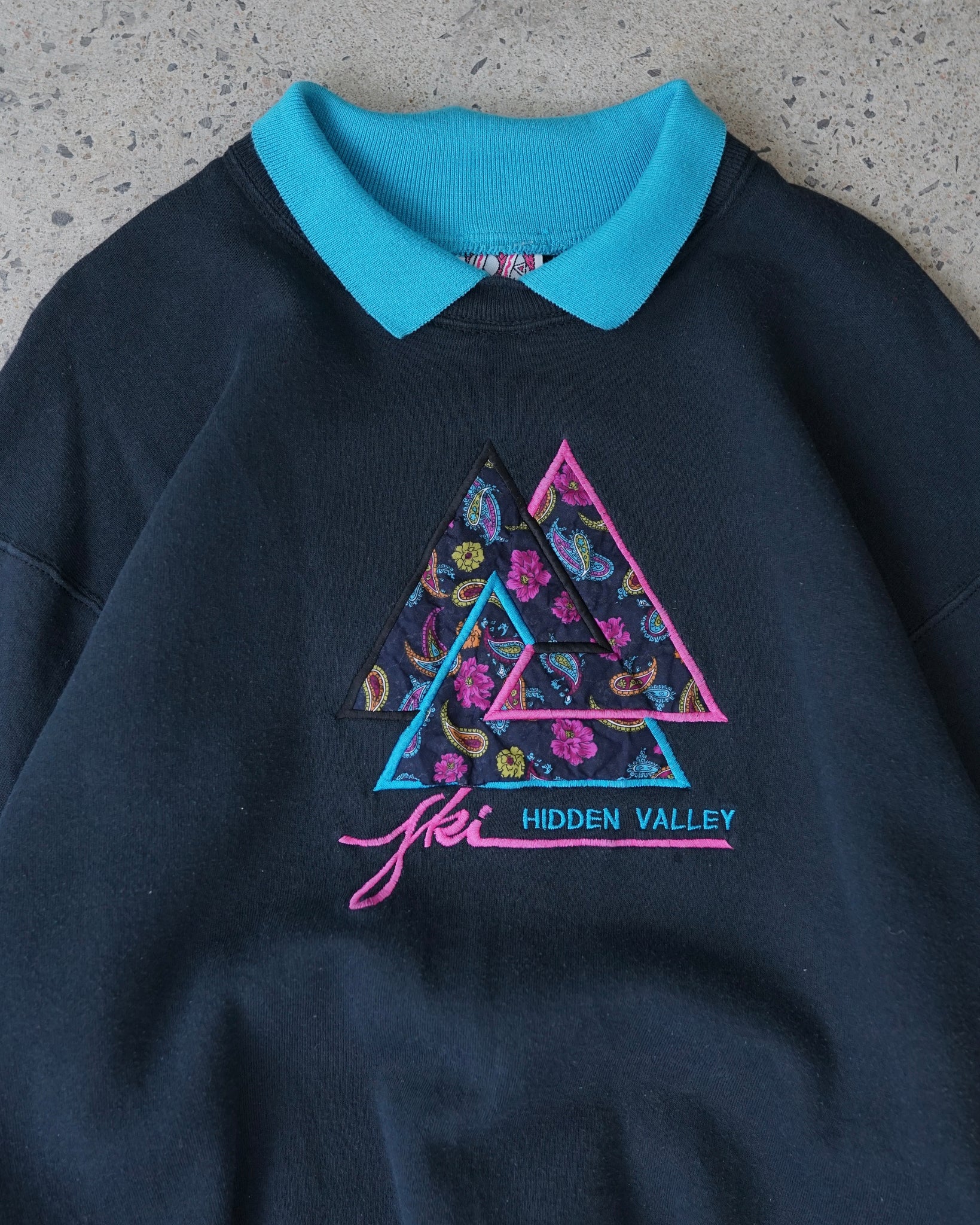 ski hidden valley crewneck