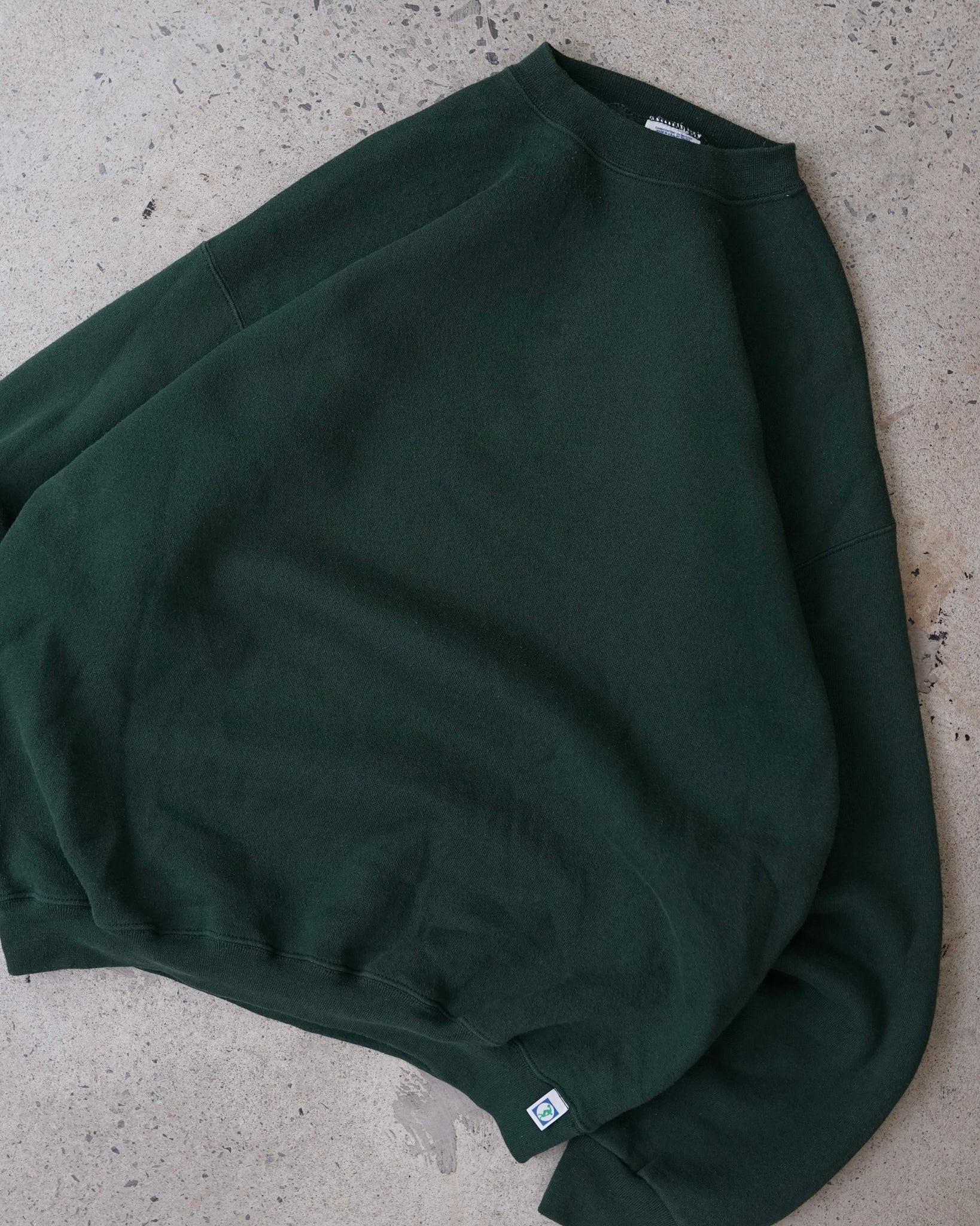 discus athletic crewneck