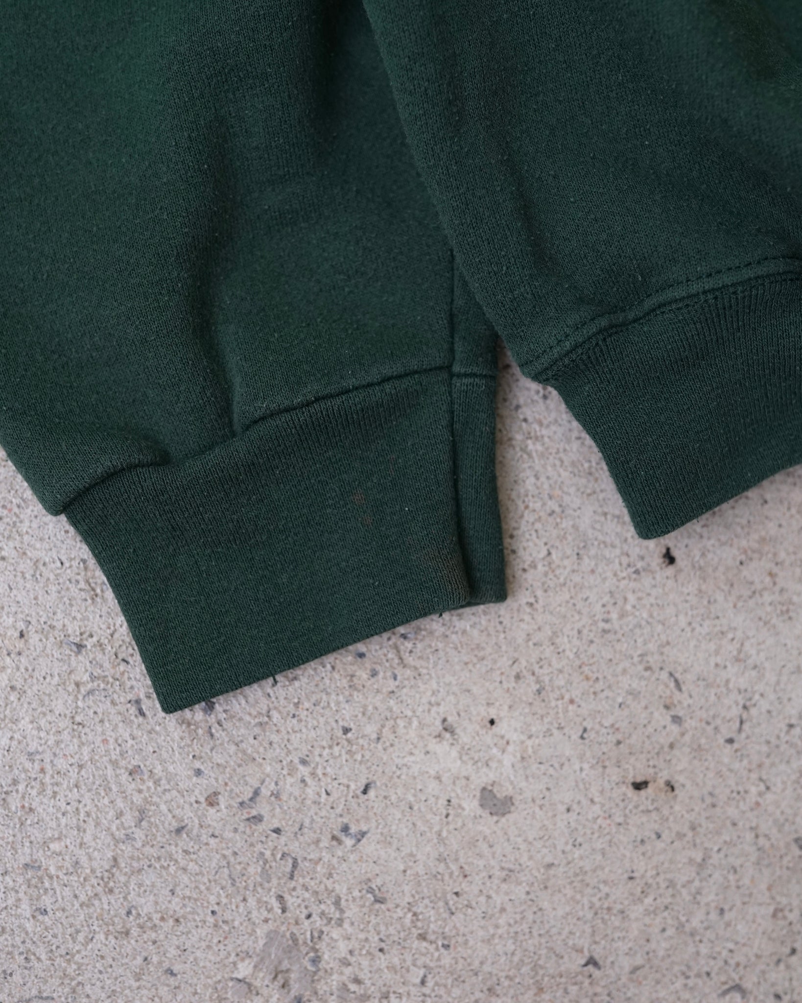 discus athletic crewneck