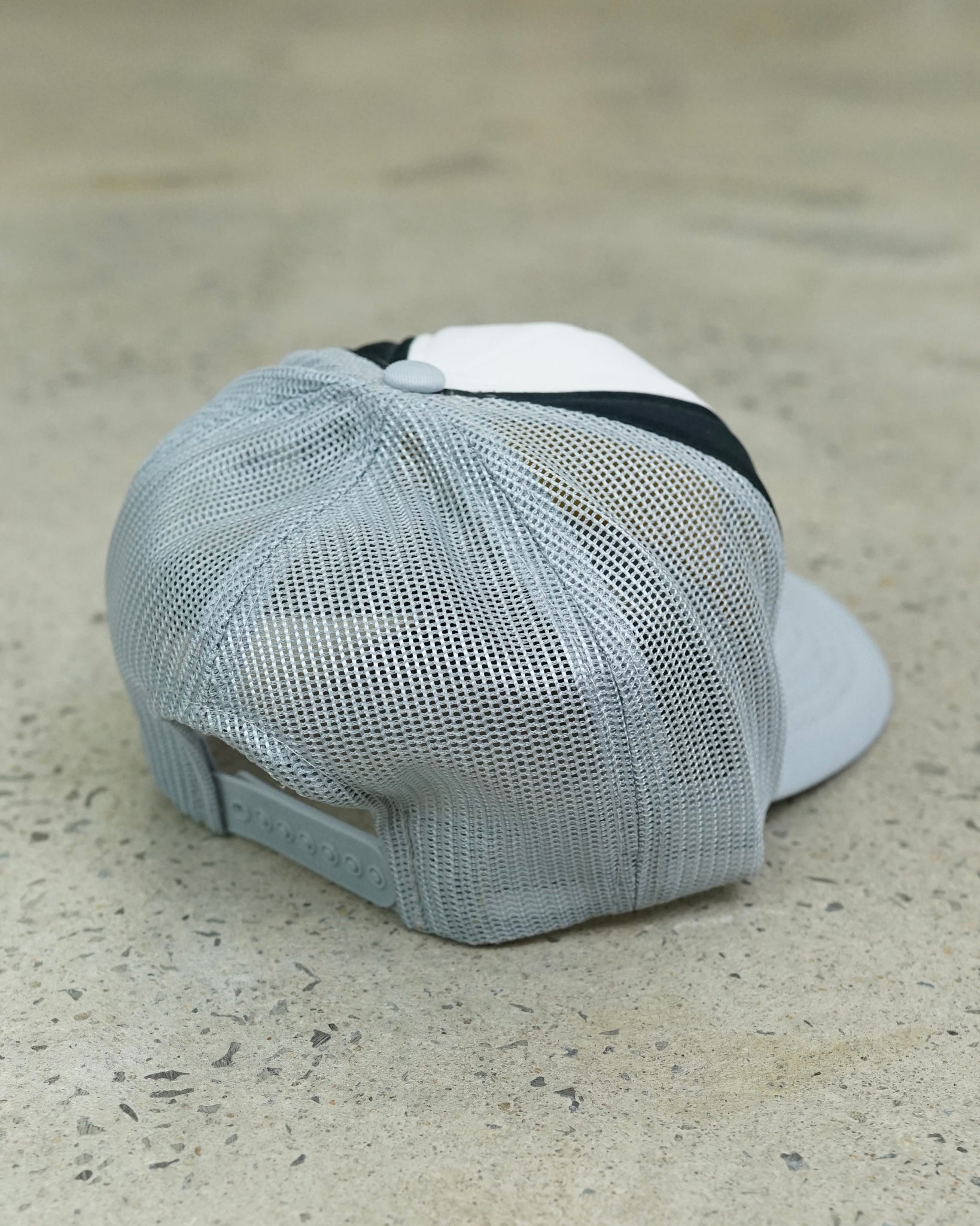 kerrobert paint & body trucker hat