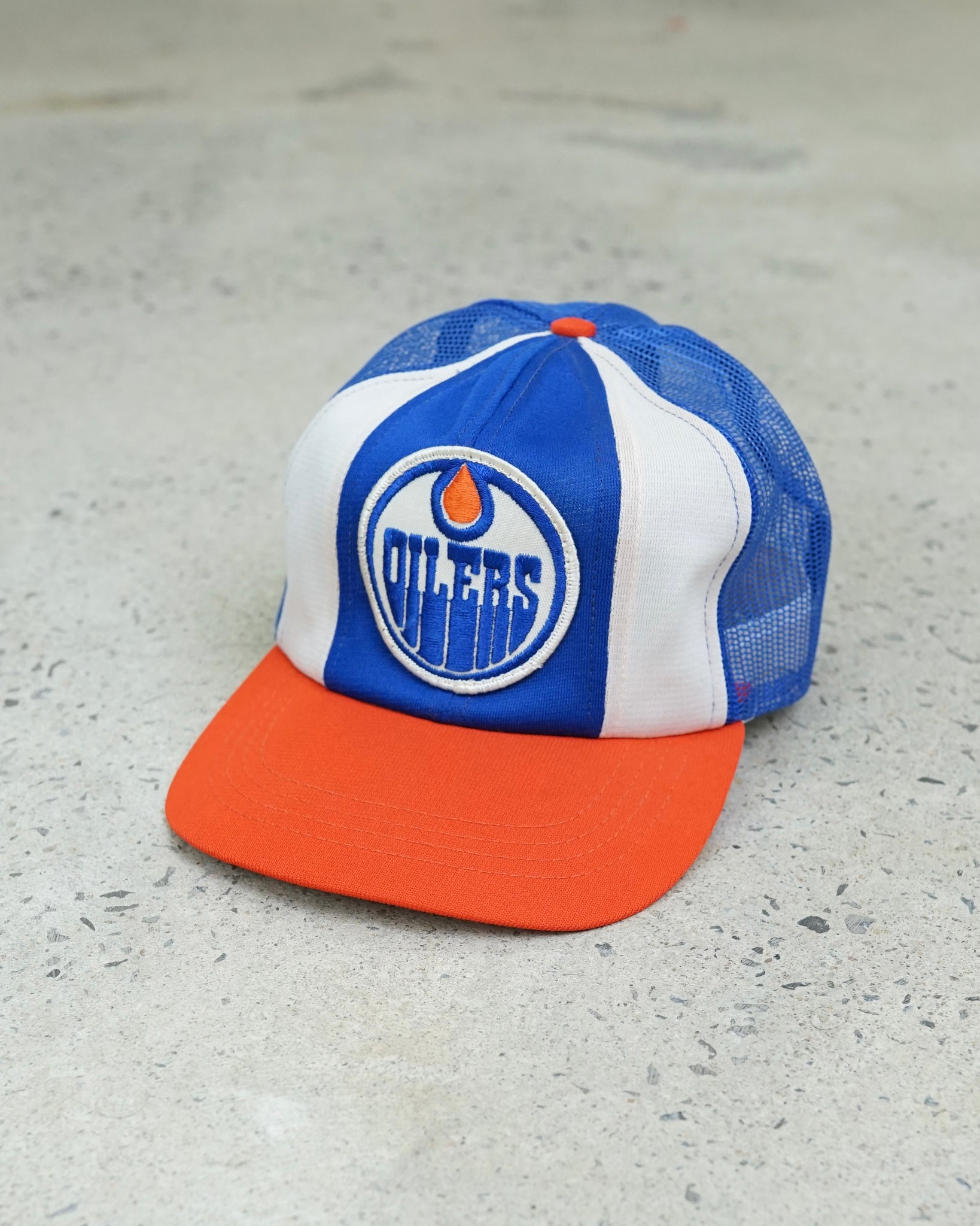 edmonton oilers trucker hat