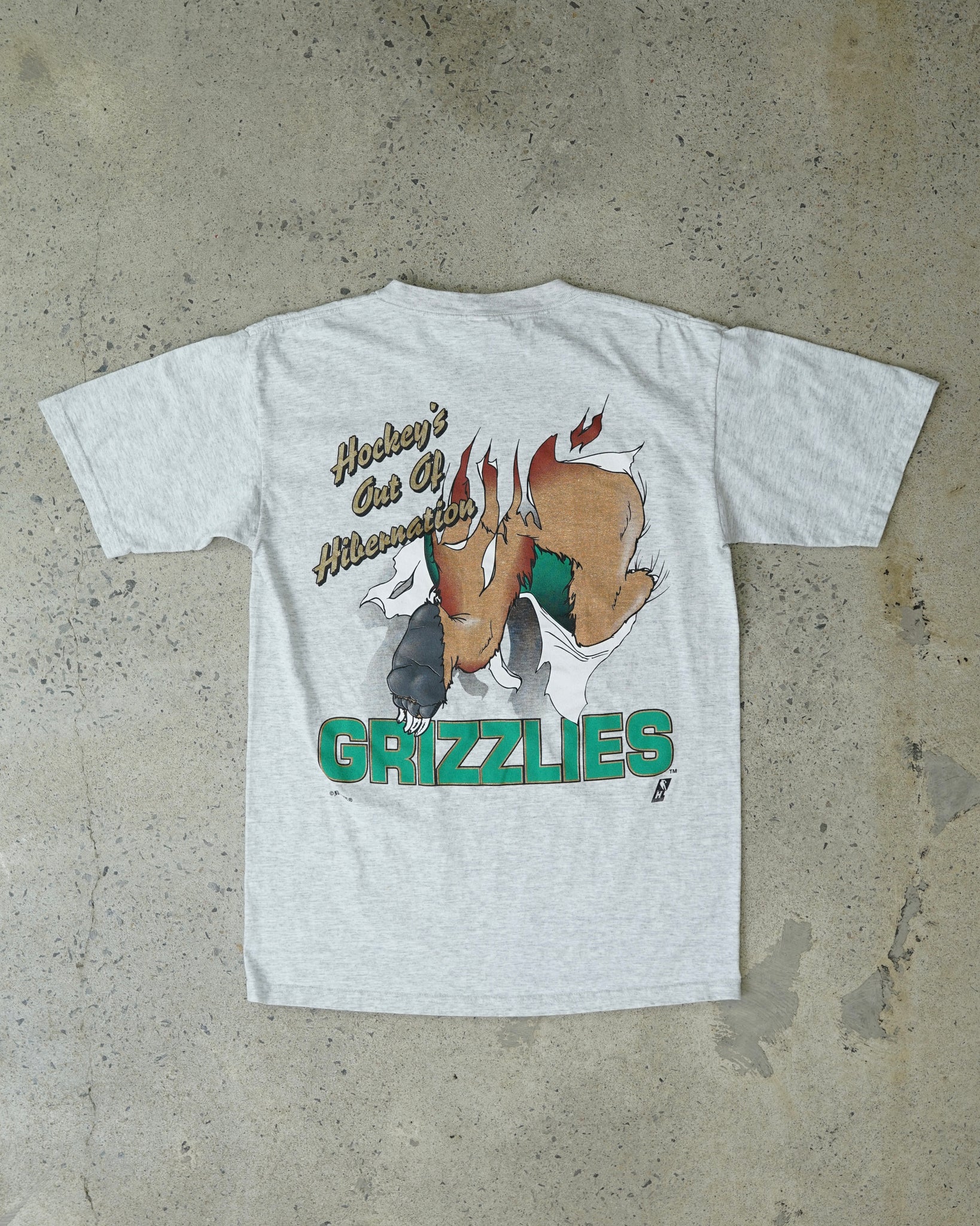 denver grizzlies t-shirt - medium