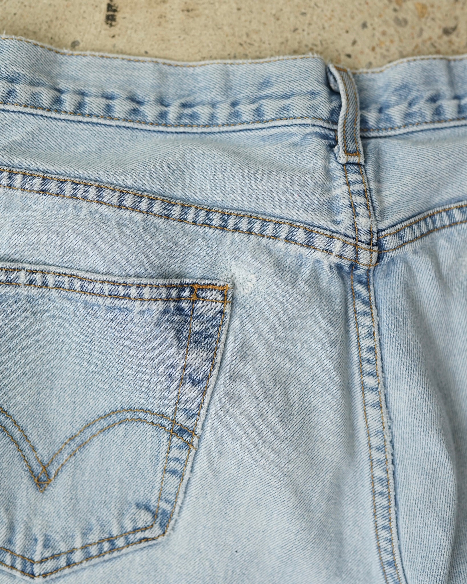 levi's 560 jean shorts