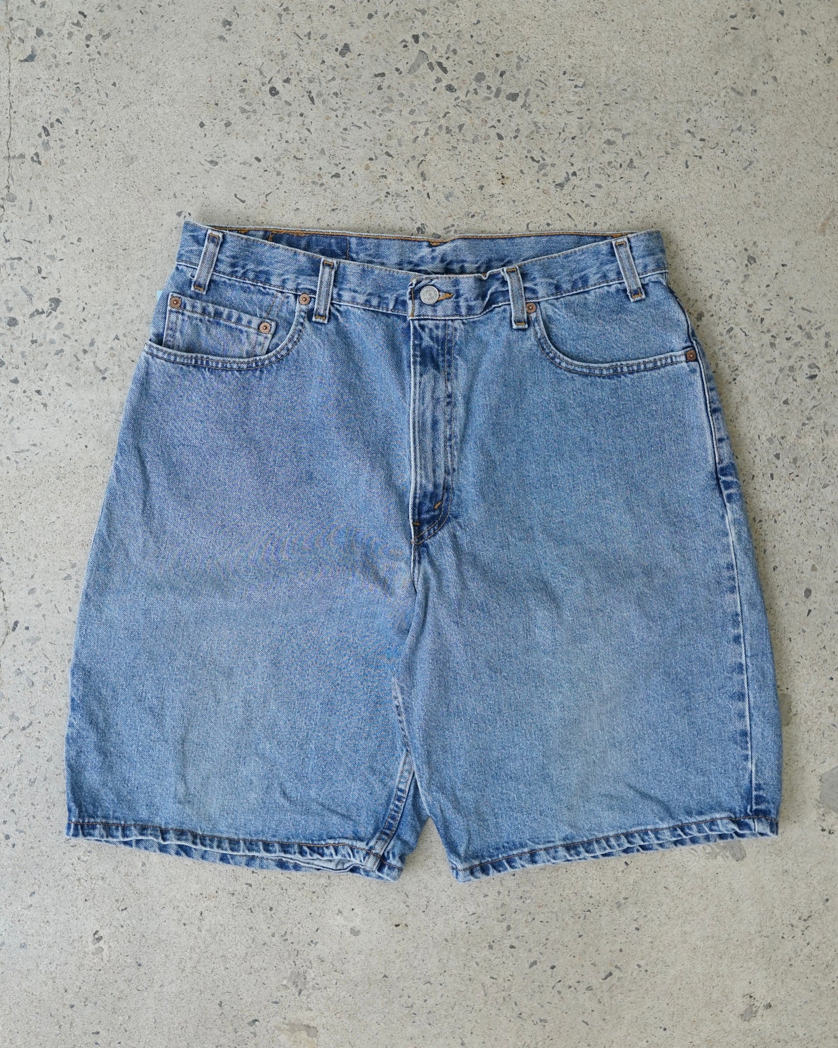 levi's 560 jean shorts