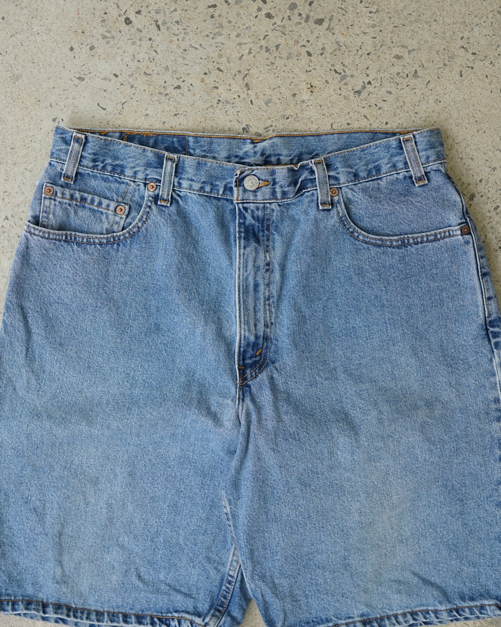 levi's 560 jean shorts