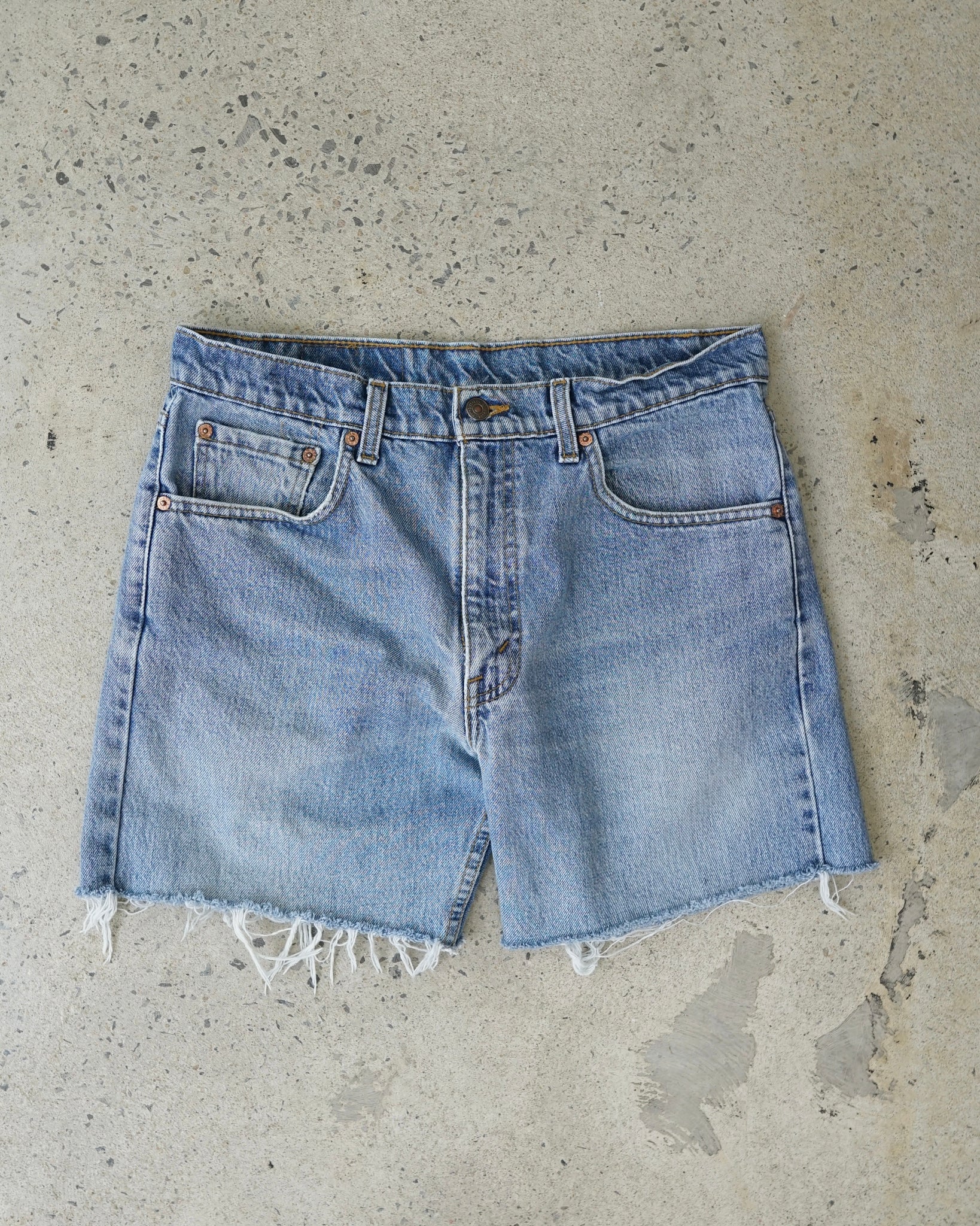 levi's 505 cut-off jean shorts