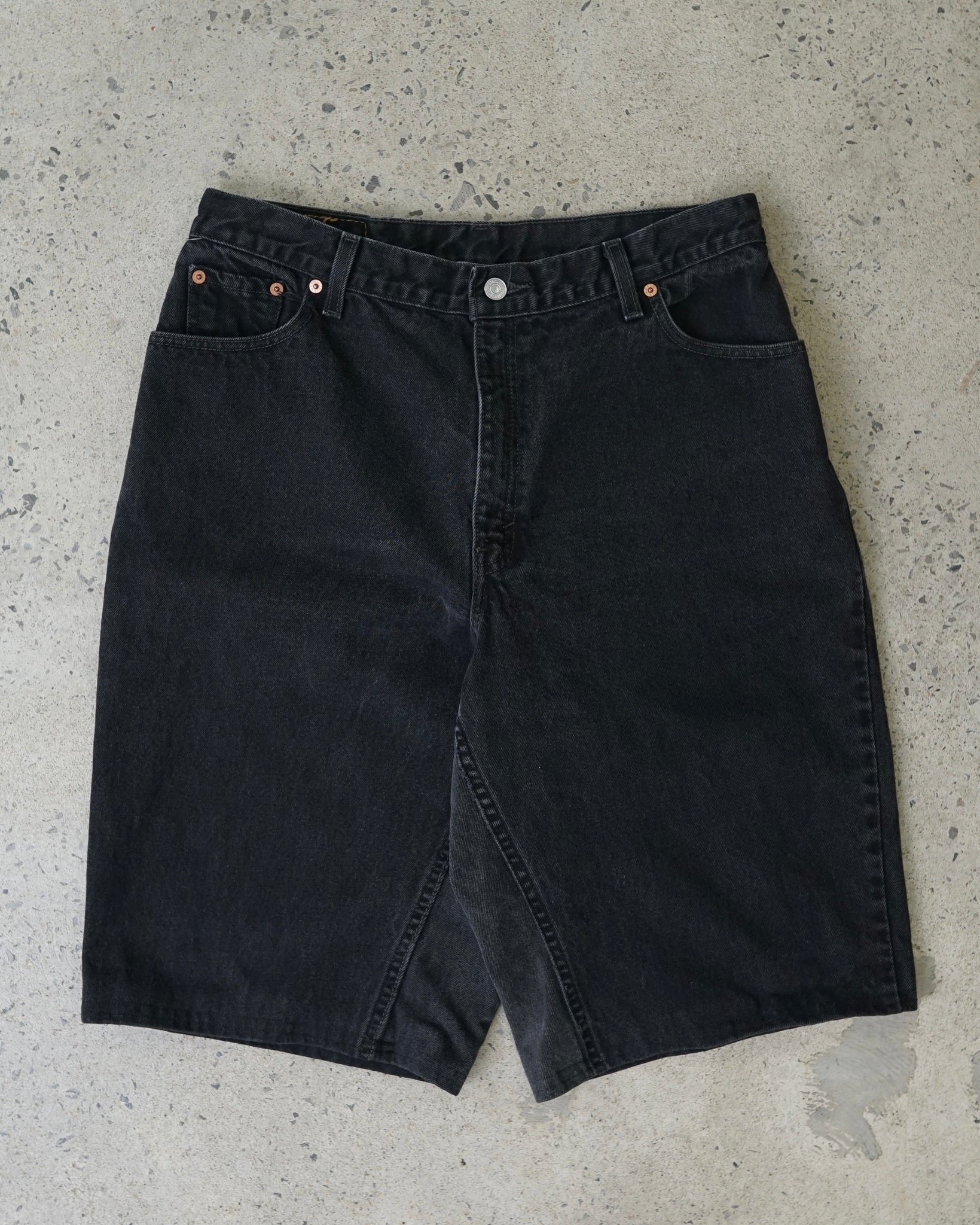 levi's 550 reworked jean shorts