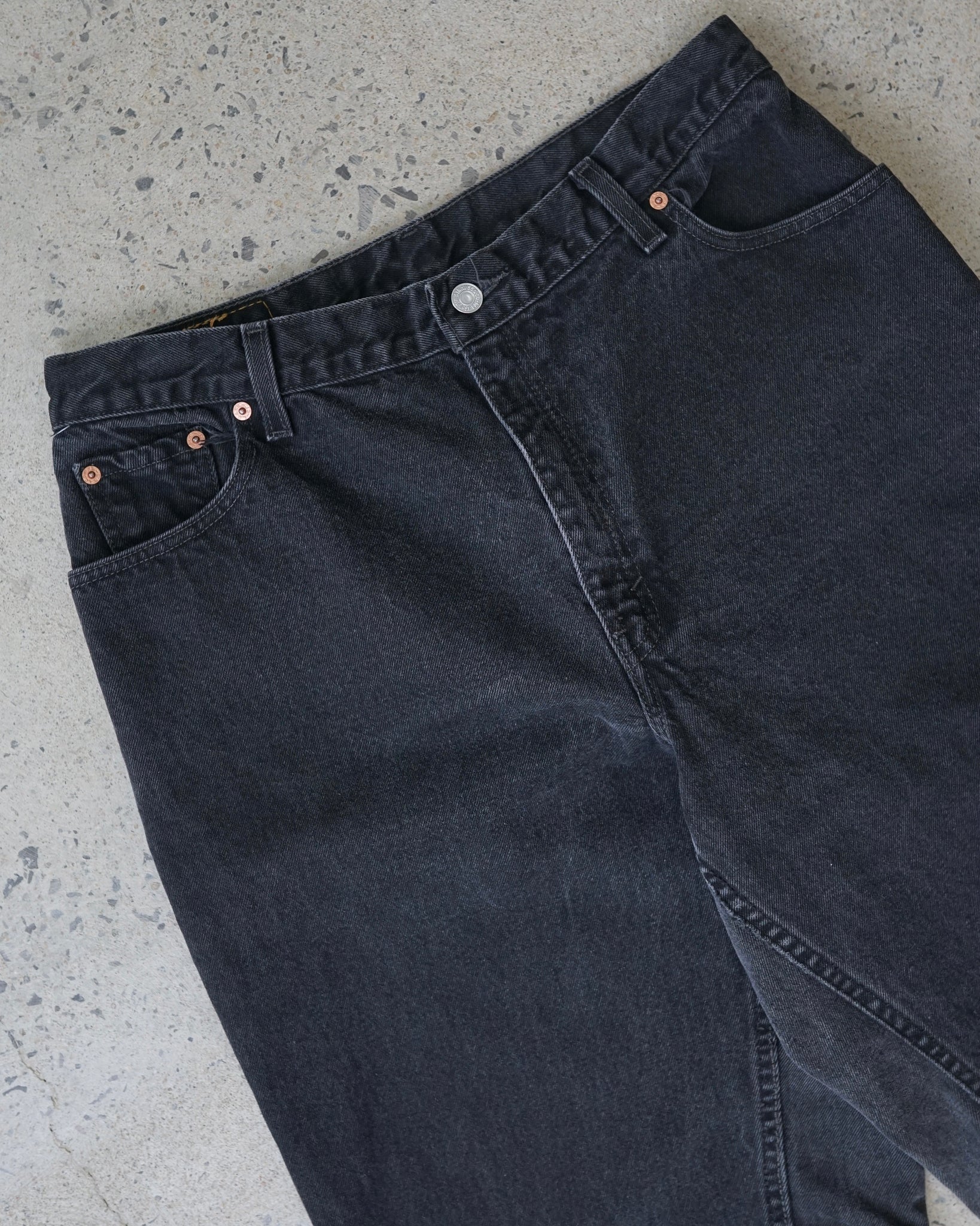 levi's 550 reworked jean shorts