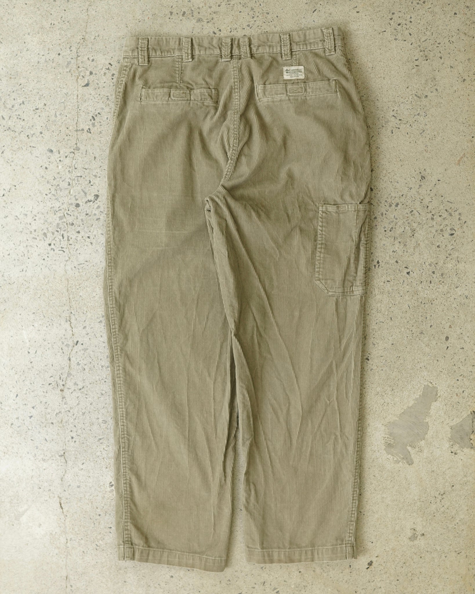 columbia corduroy pants - 34x29