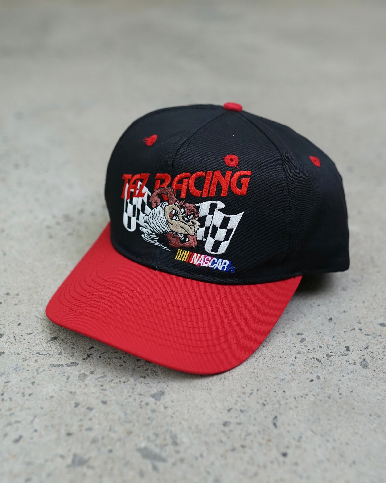 taz racing looney tunes nascar 1997 snapback hat