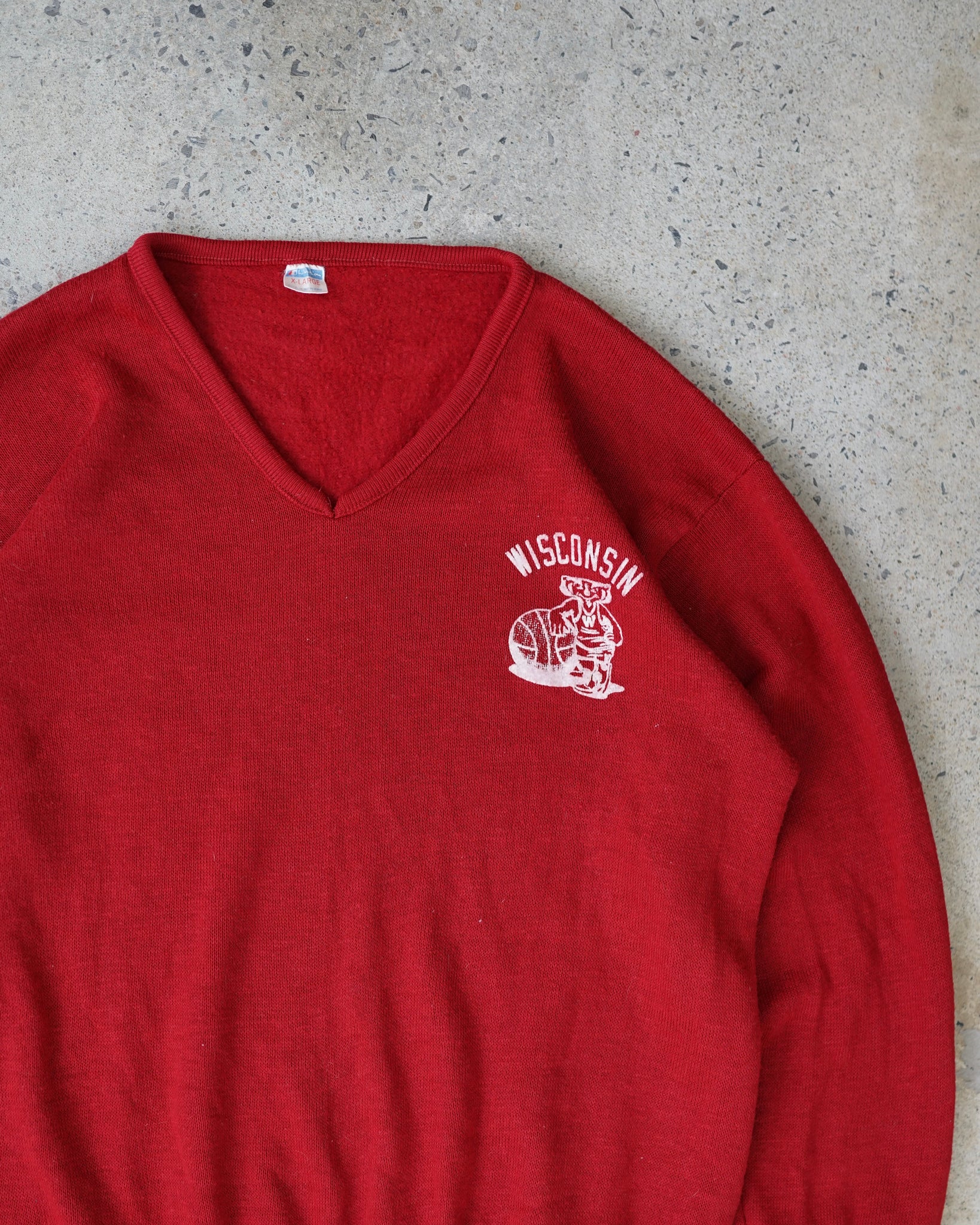 champion wisconsin knit sweater - medium