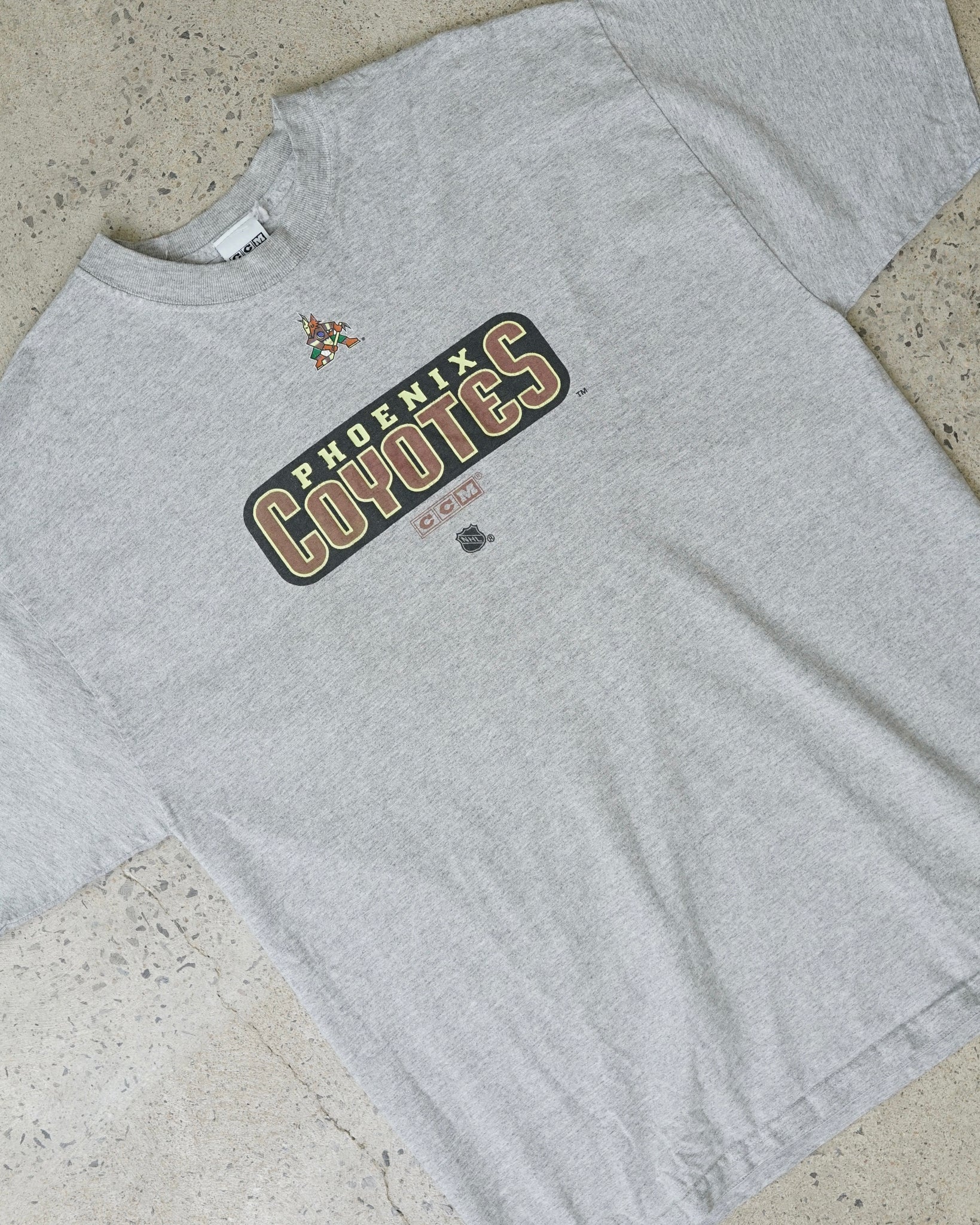 phoenix coyotes nhl ccm t-shirt