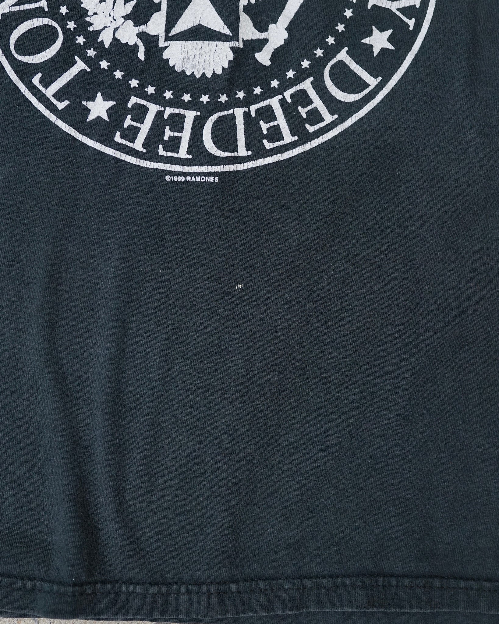 ramones 1999 rock band t-shirt