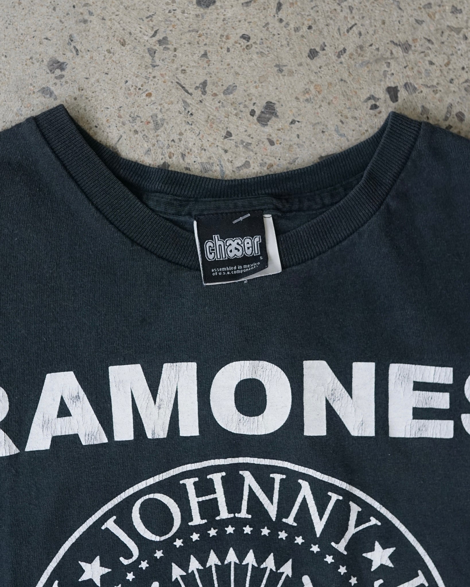 ramones 1999 rock band t-shirt