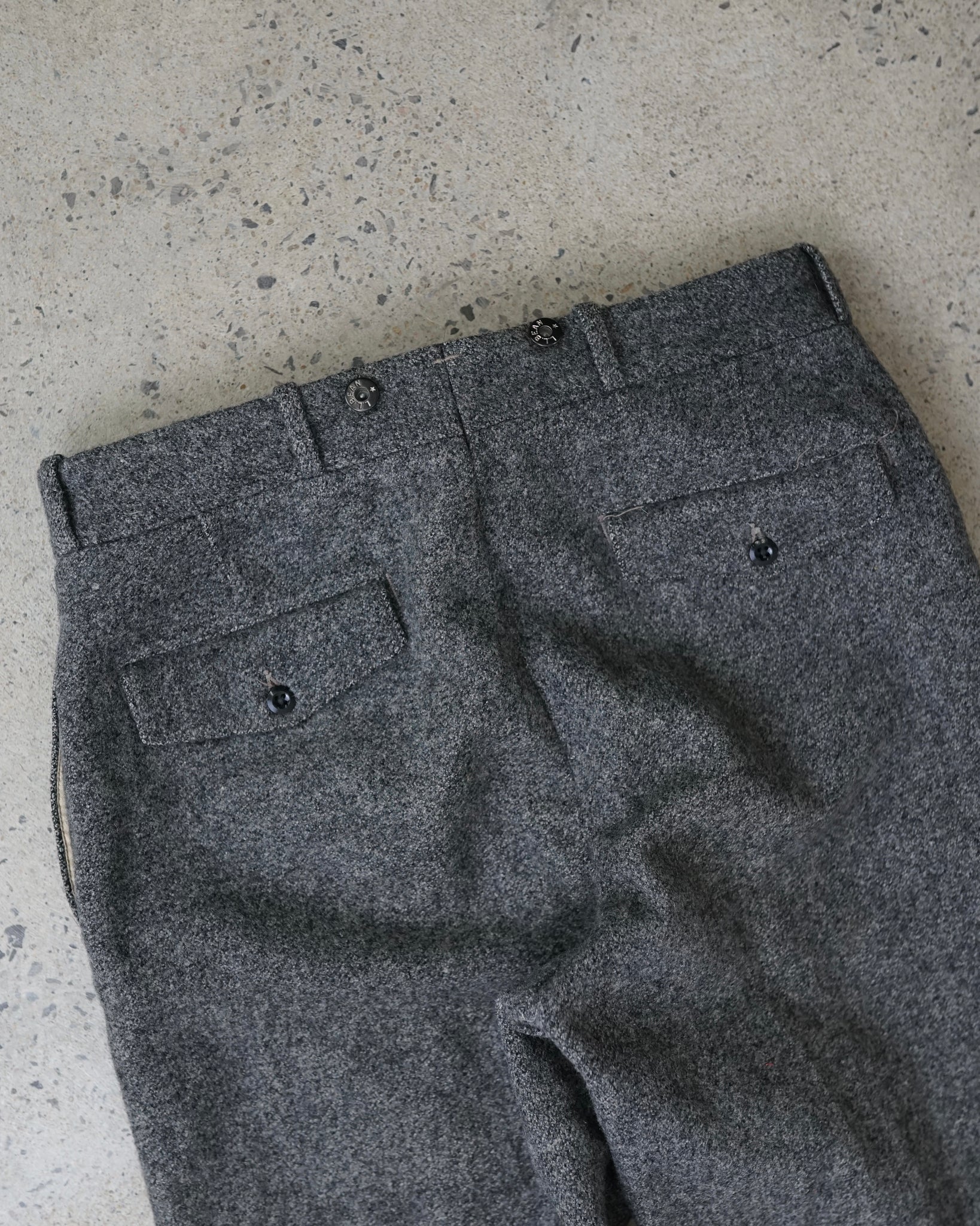 l.l bean heavy wool pants - 33x27