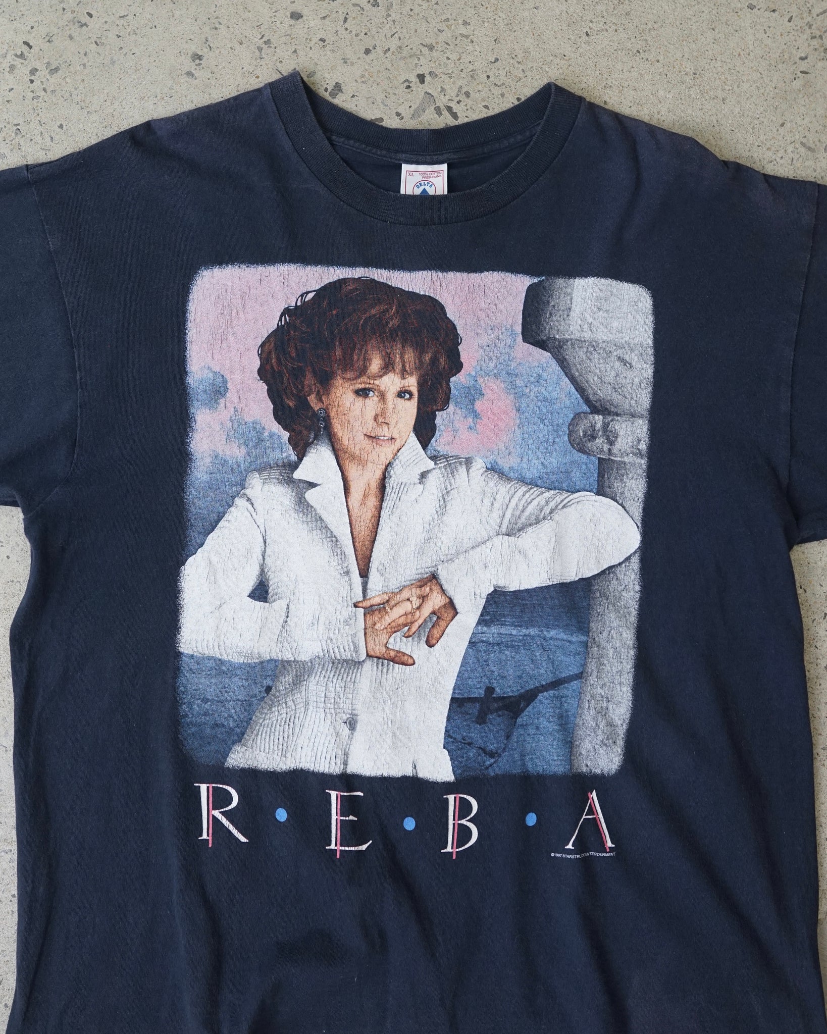 reba 1997 country band t-shirt