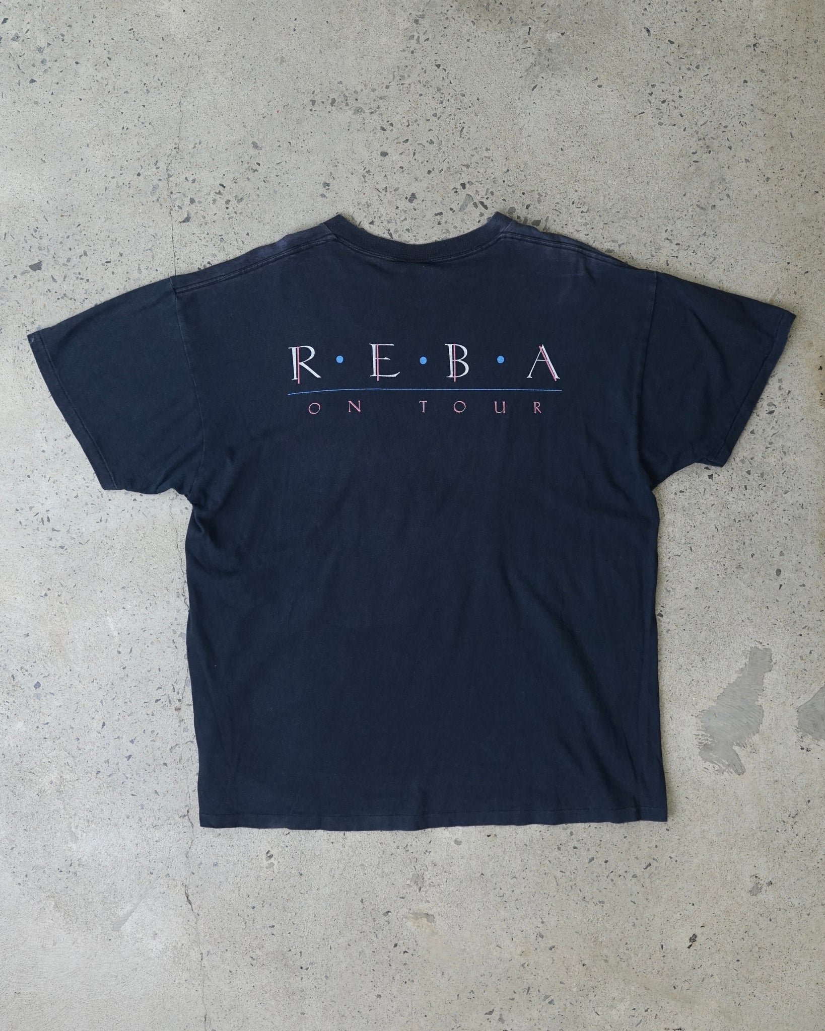 reba 1997 country band t-shirt