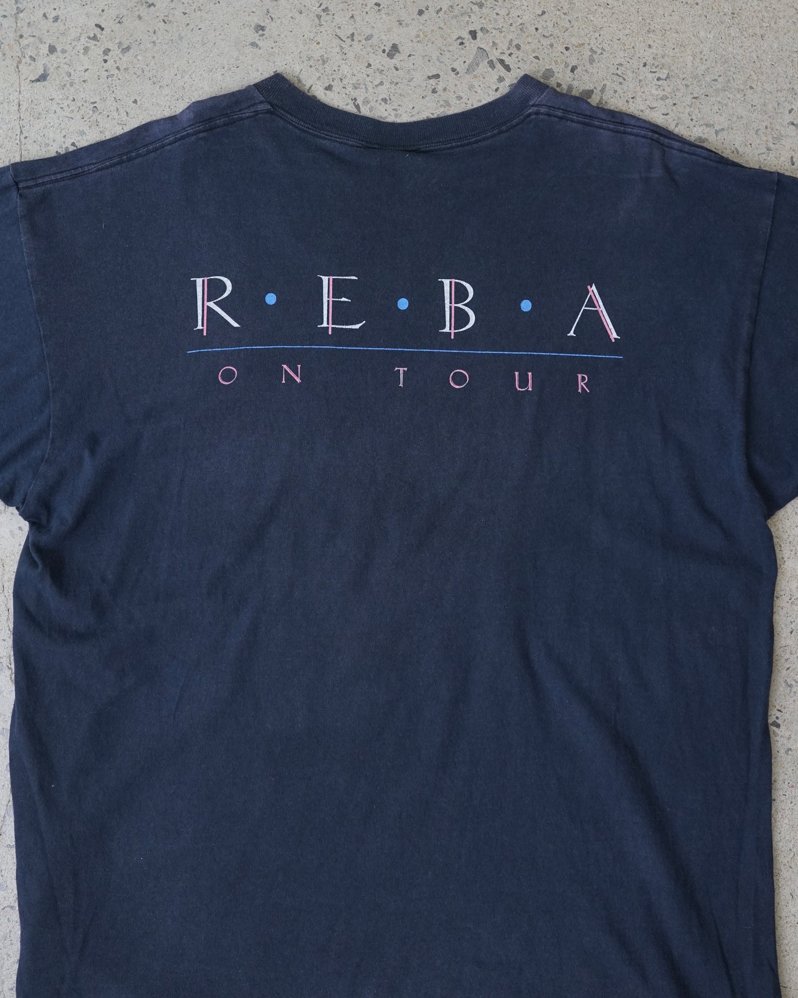 reba 1997 country band t-shirt