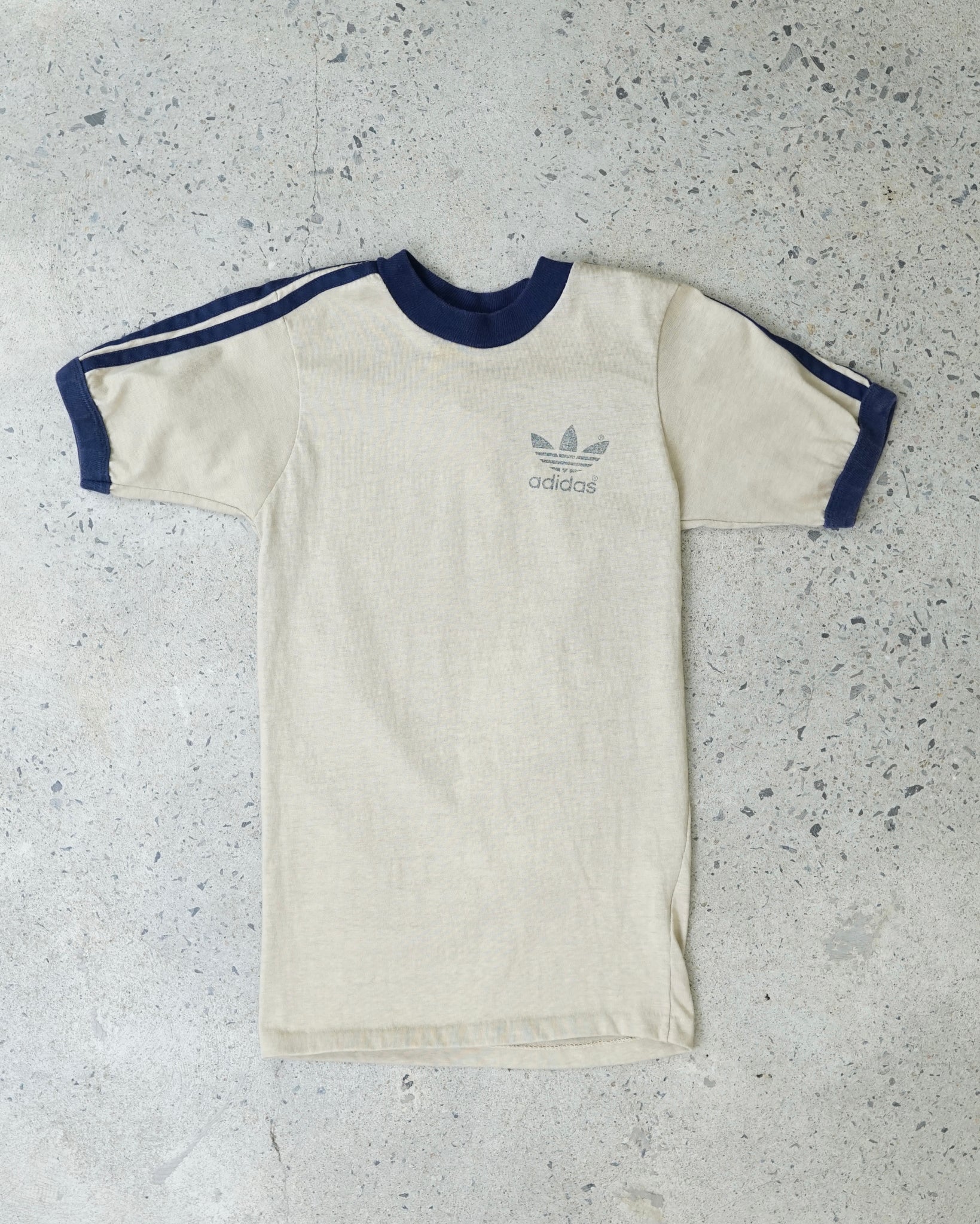 adidas t-shirt - XXS