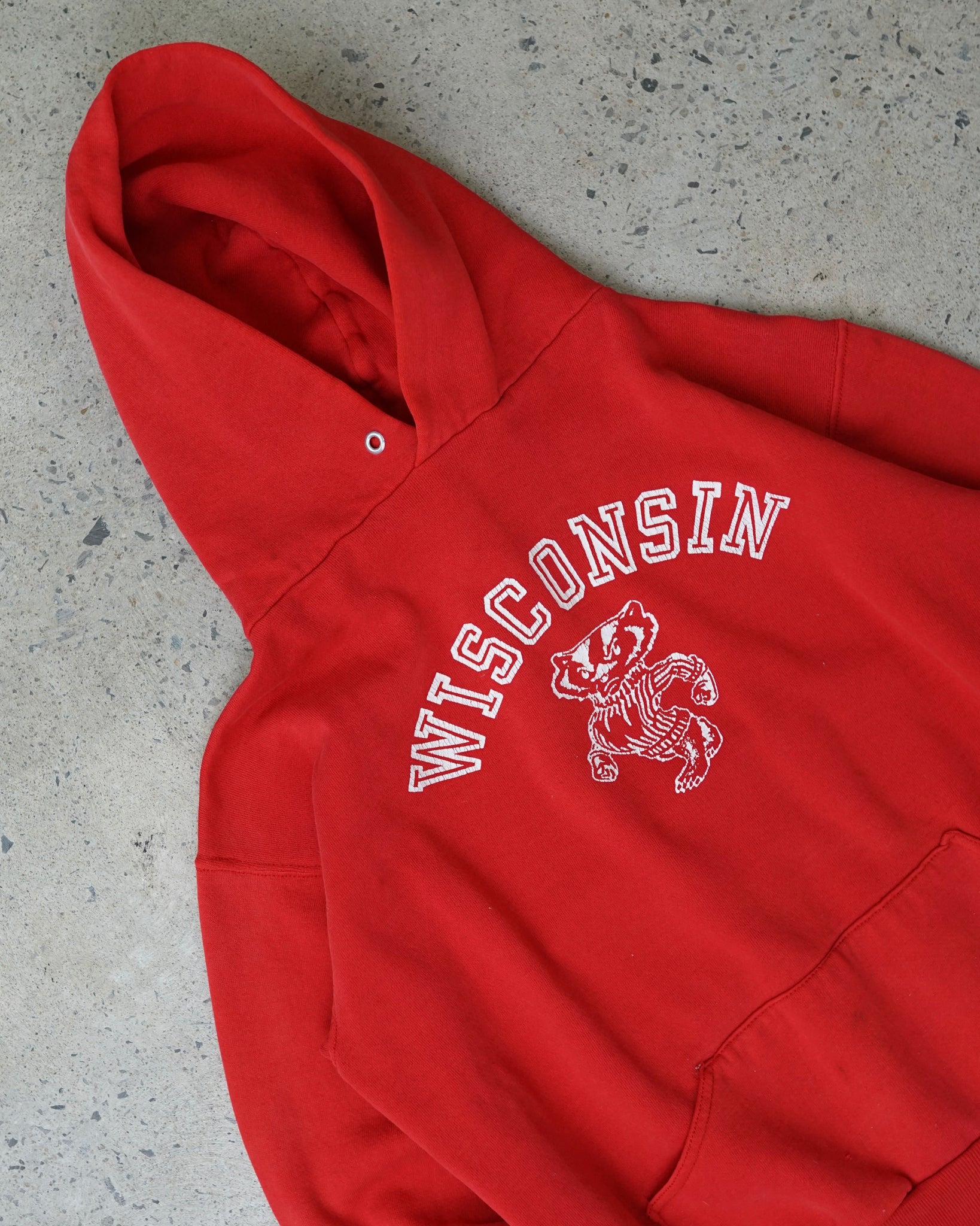 wisconsin badgers hoodie - small