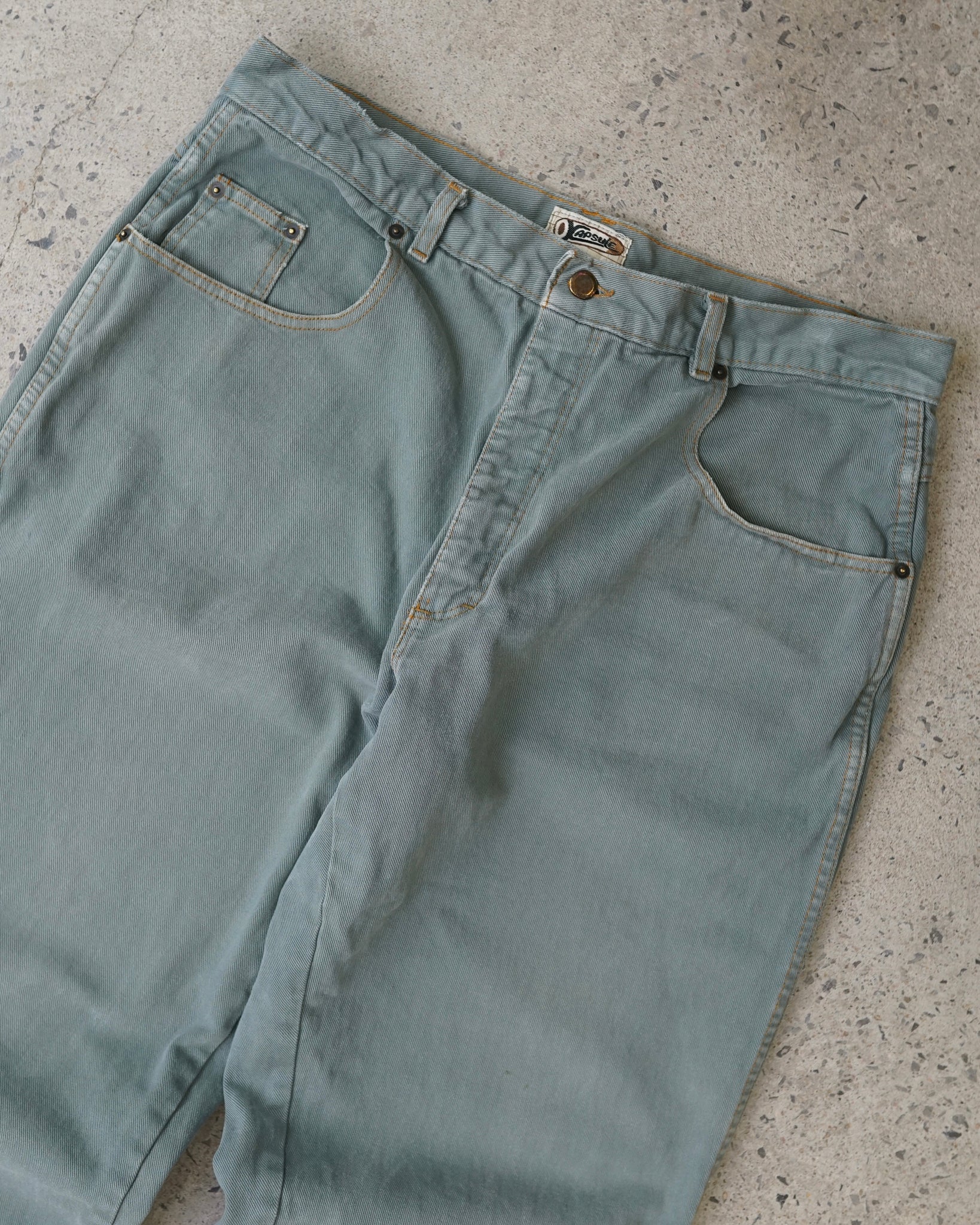 capsule jeans