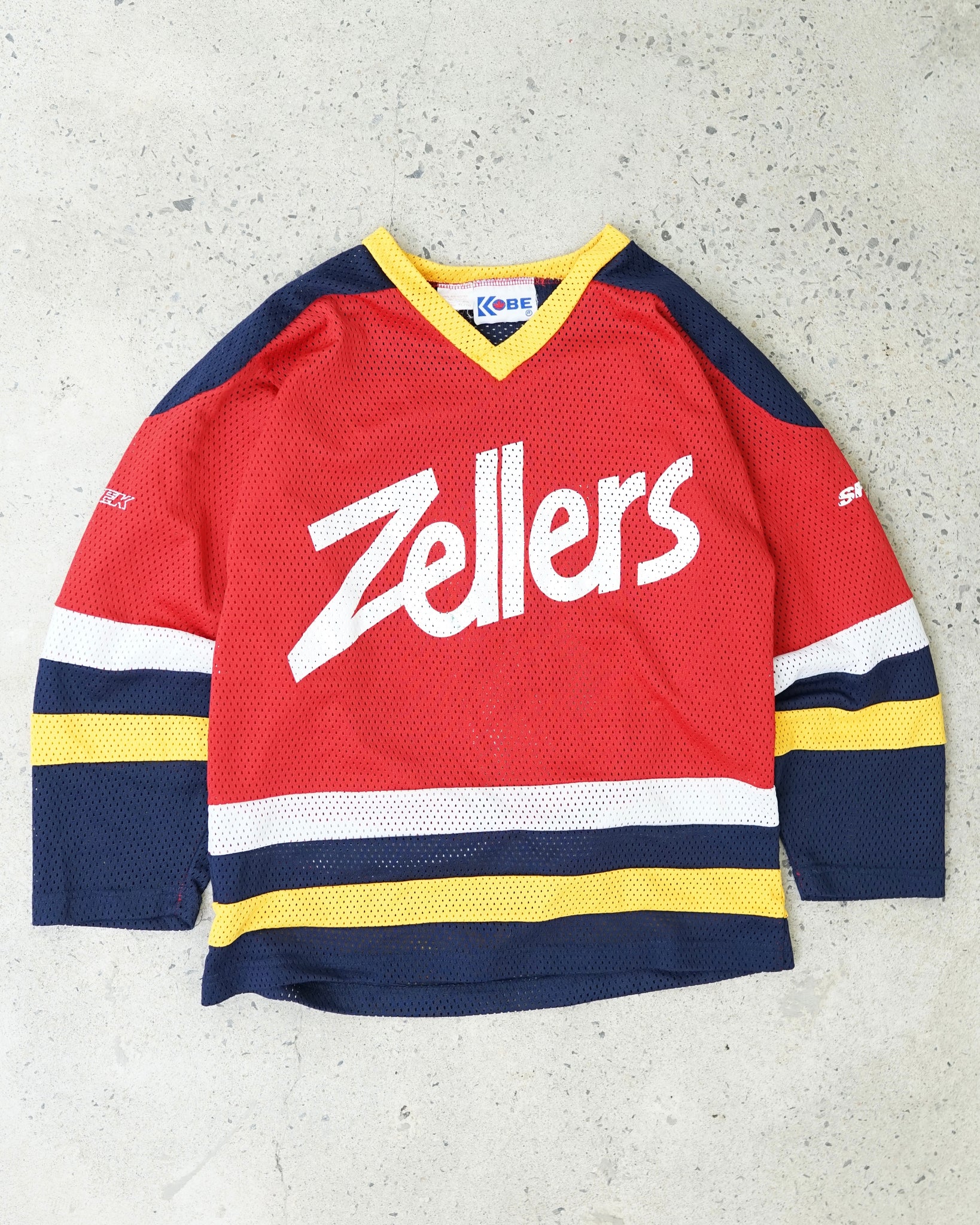 zellers jersey - medium