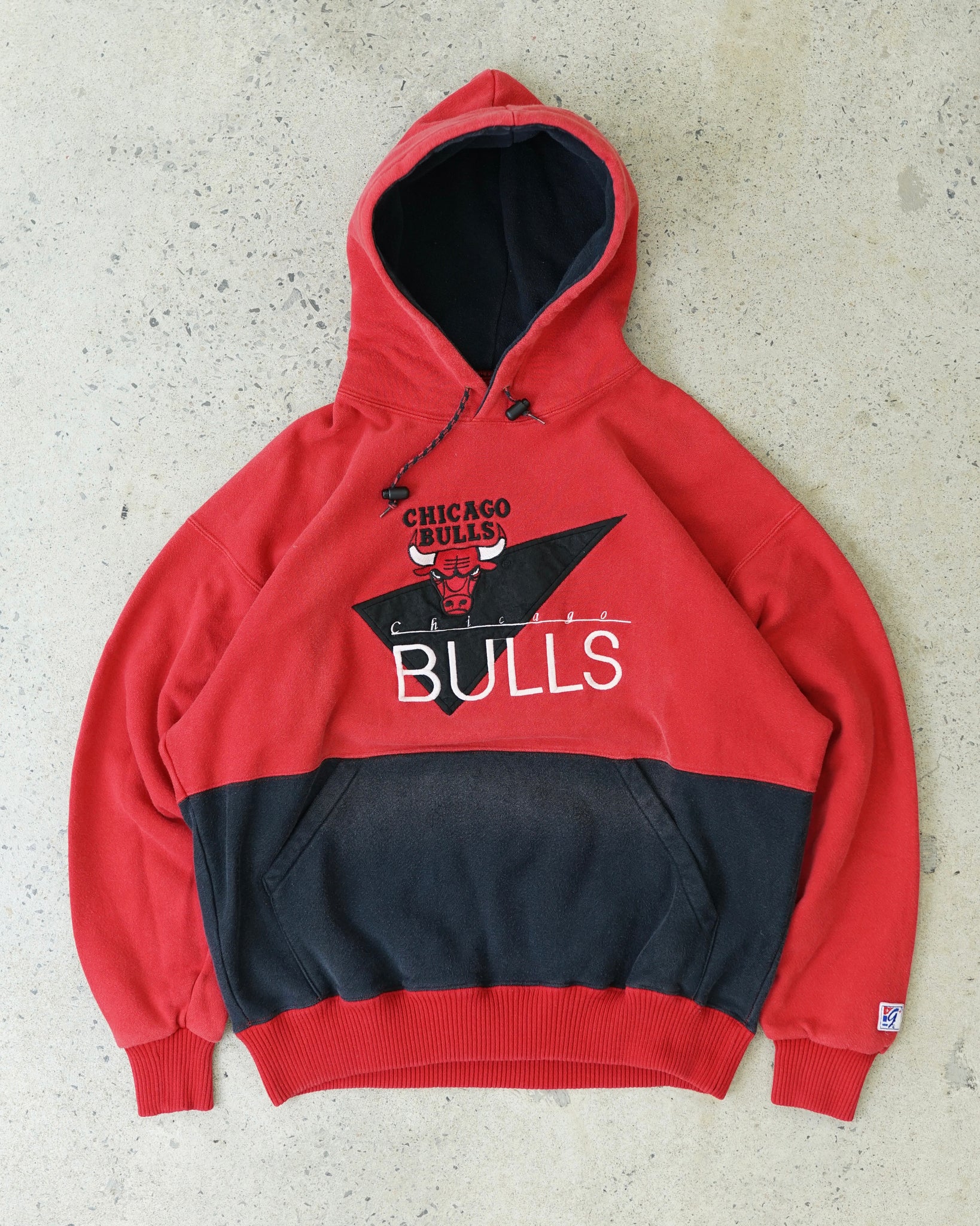 chicago bulls hoodie - large