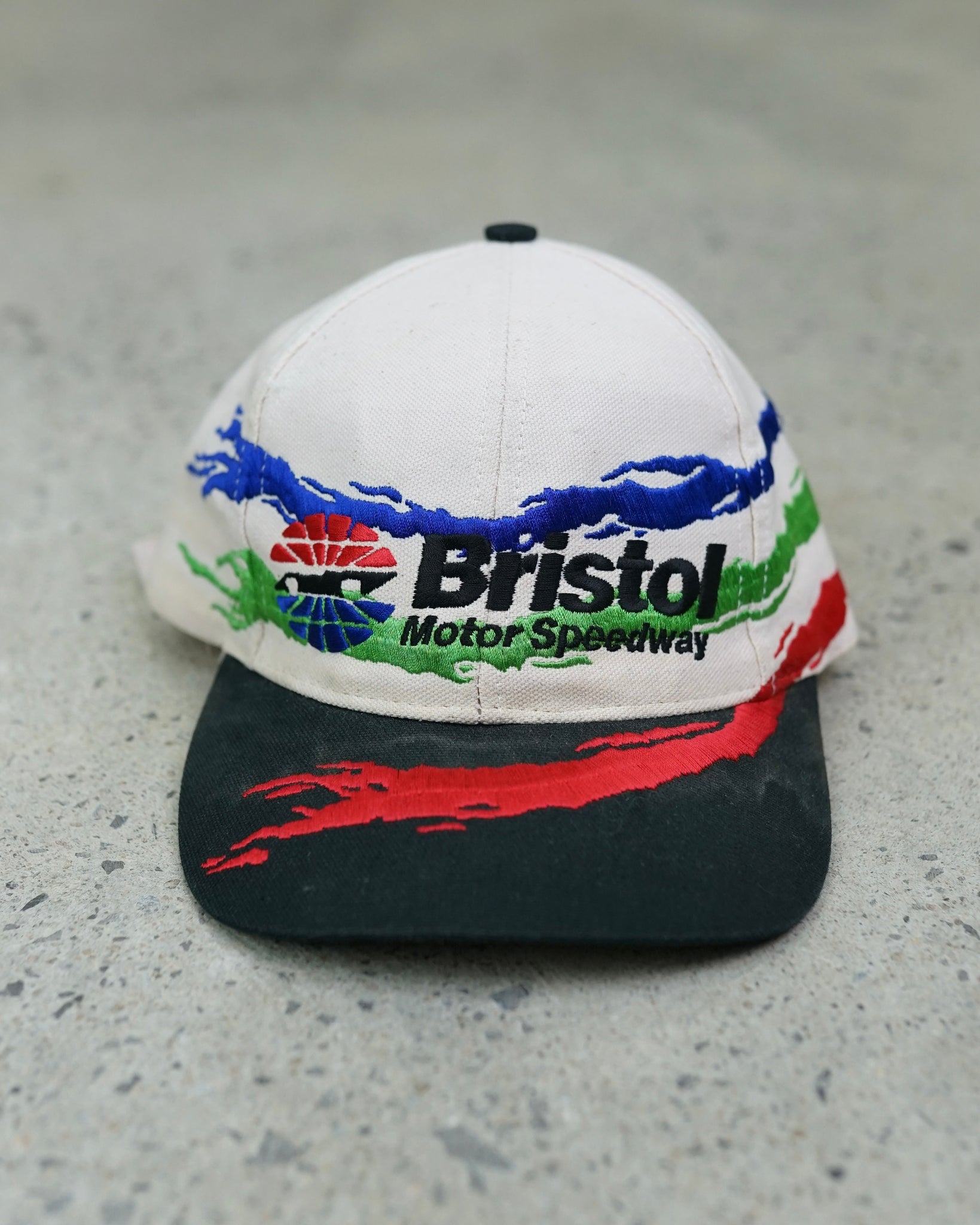 bristol motor speedway strapback hat
