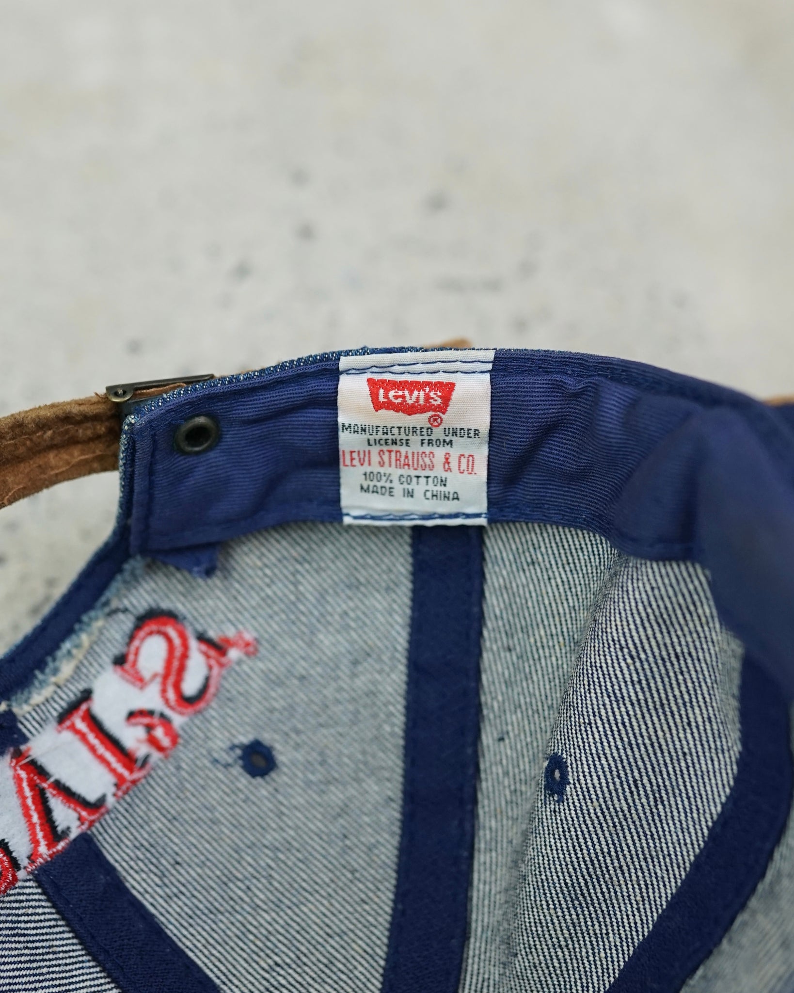 levi's denim strapback hat
