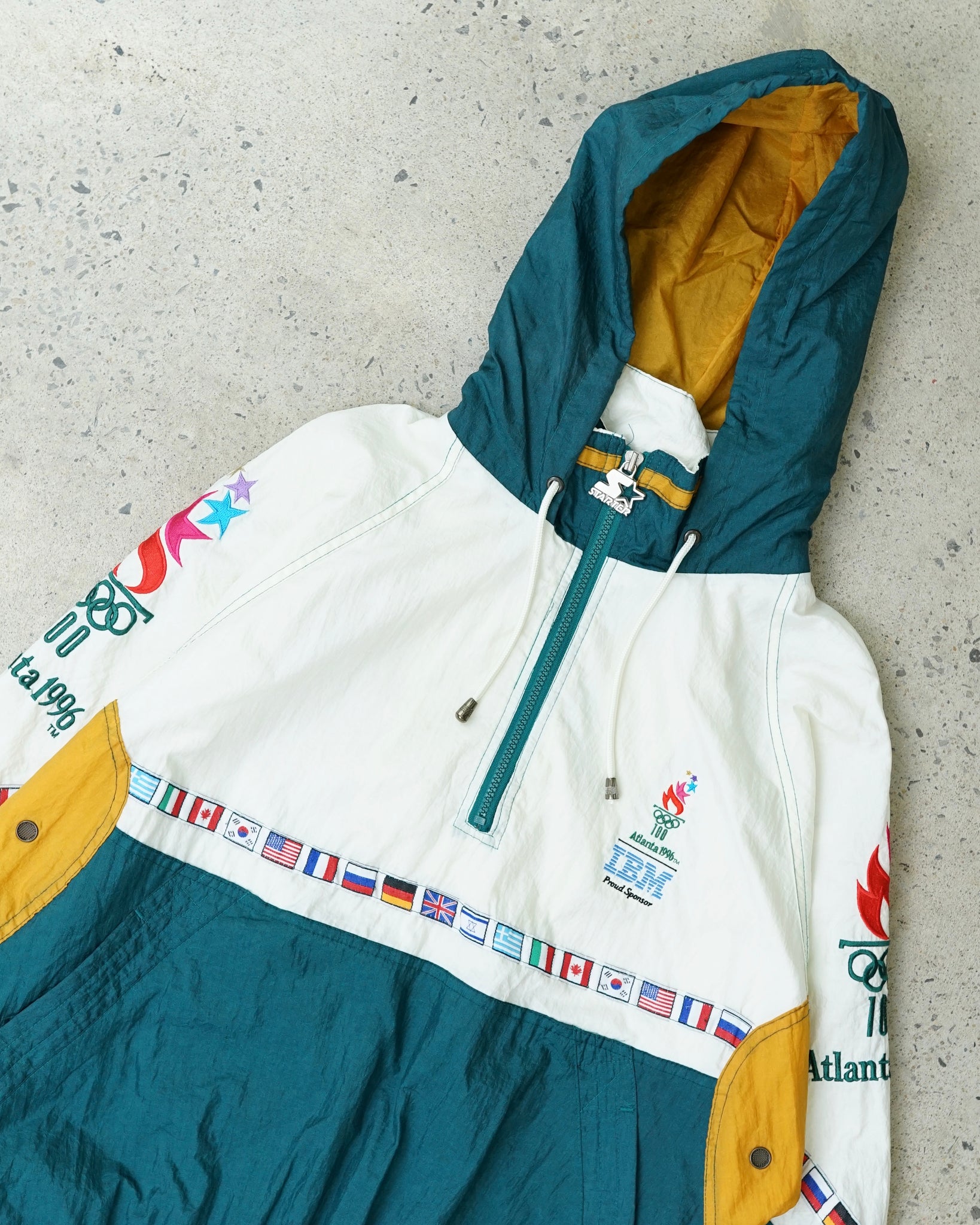 atlanta olympic 1/3 zip windbreaker - medium