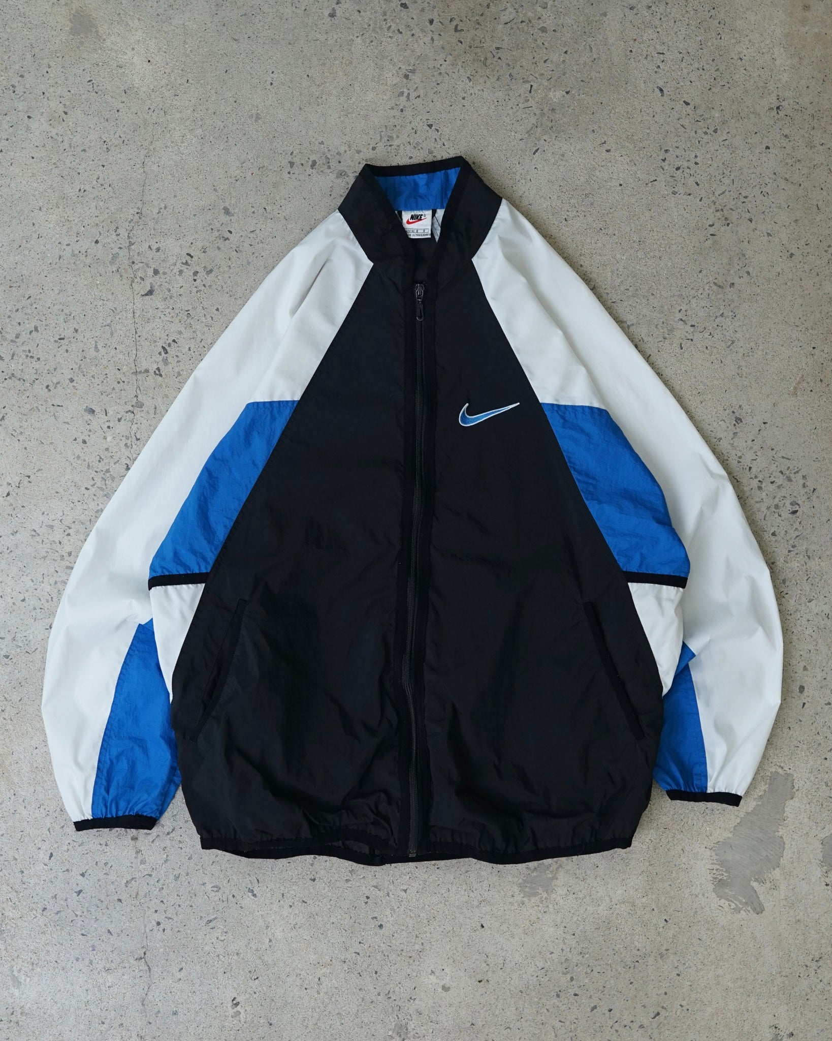 nike zip-up windbreaker