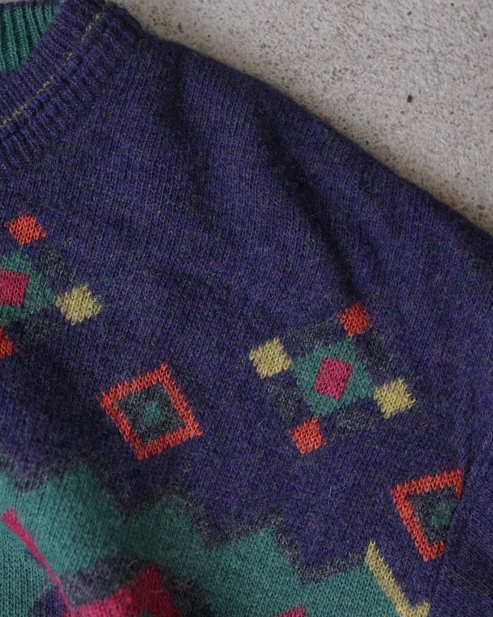 point knit wool sweater