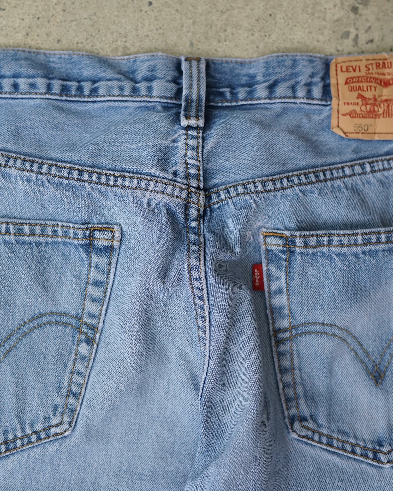 levi's 550 jeans