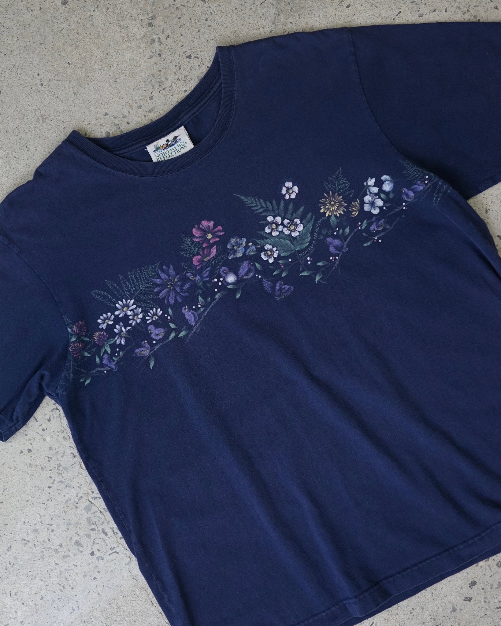 nothern reflections flowers t-shirt