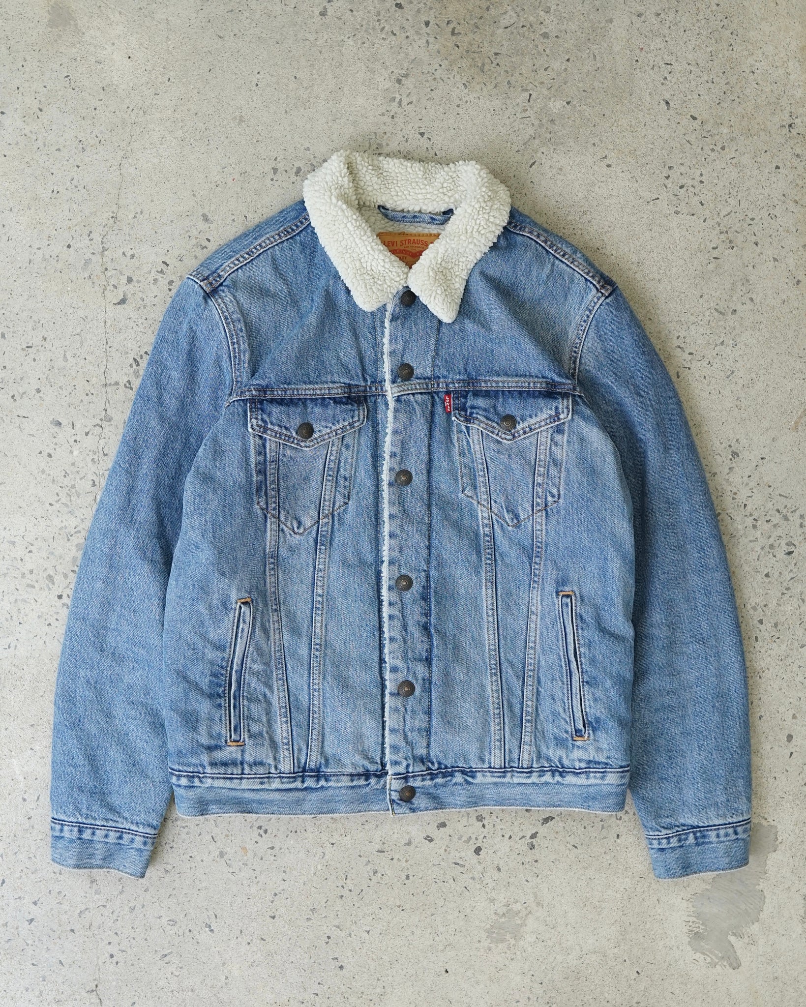 levi's sherpa trucker denim jacket