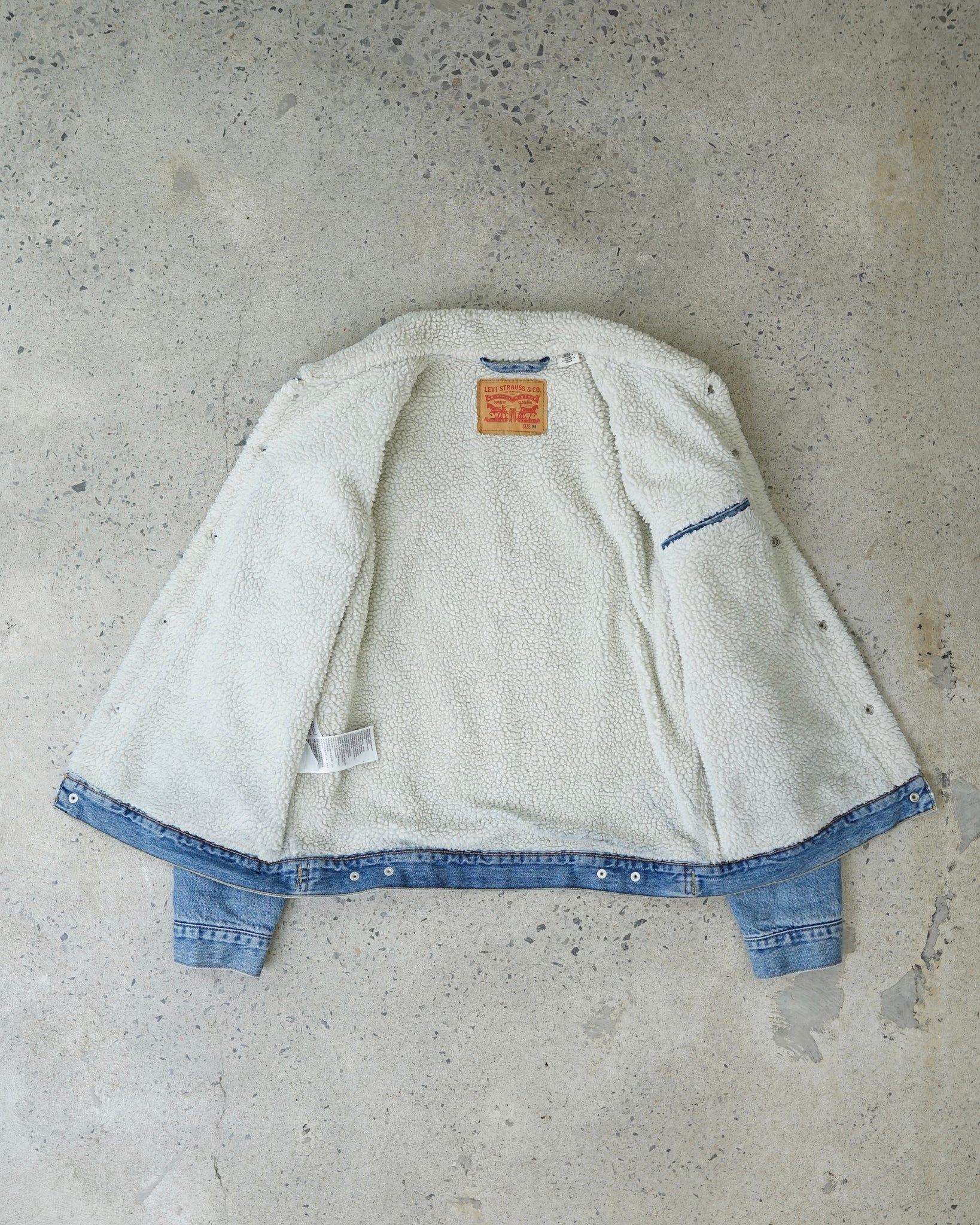 levi's sherpa trucker denim jacket