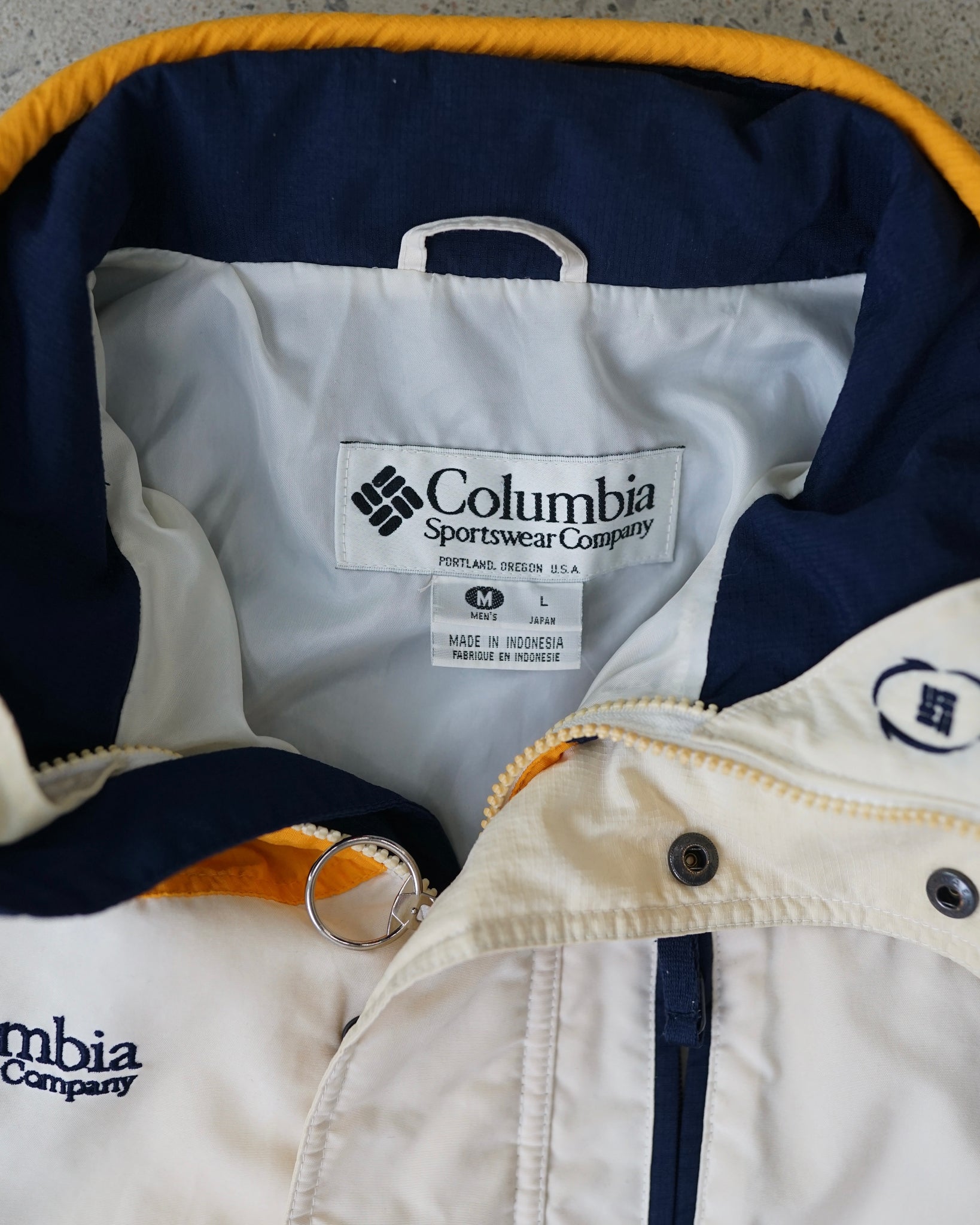 columbia hooded jacket