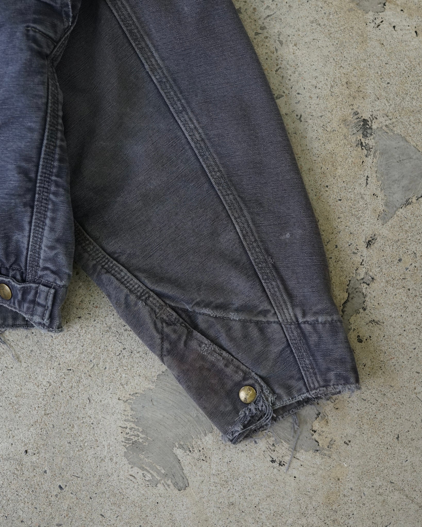 carhartt detroit jacket