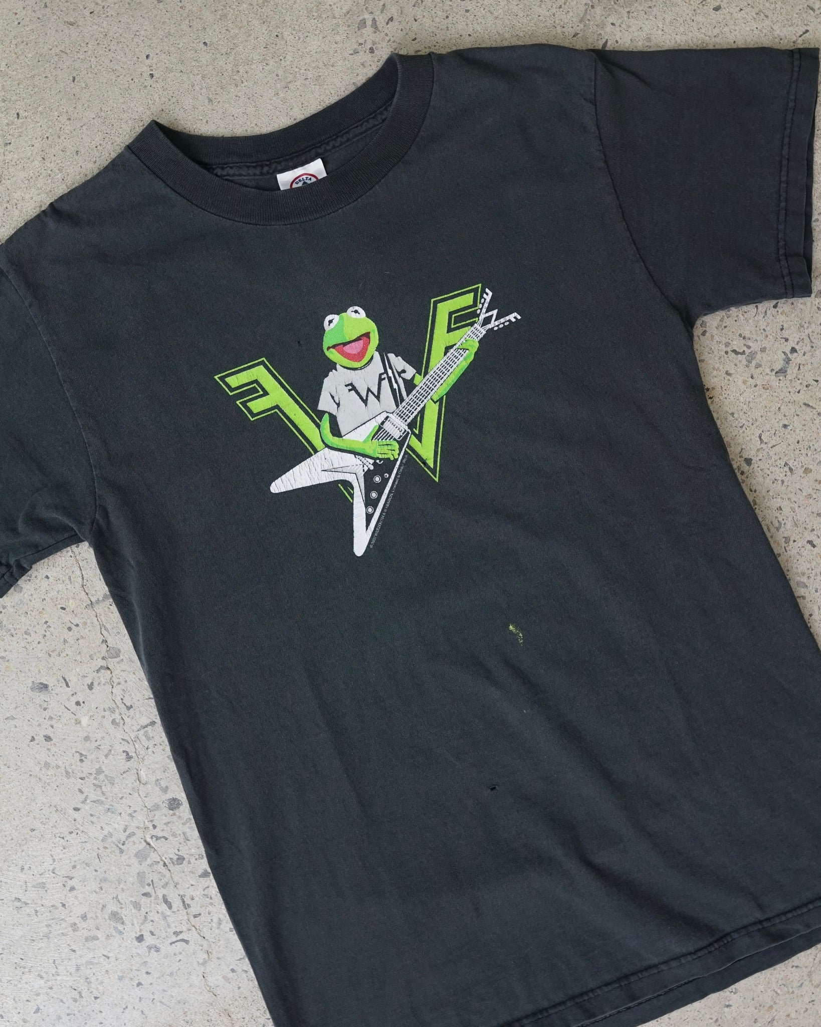 weezer kermit the frog the muppets band t-shirt
