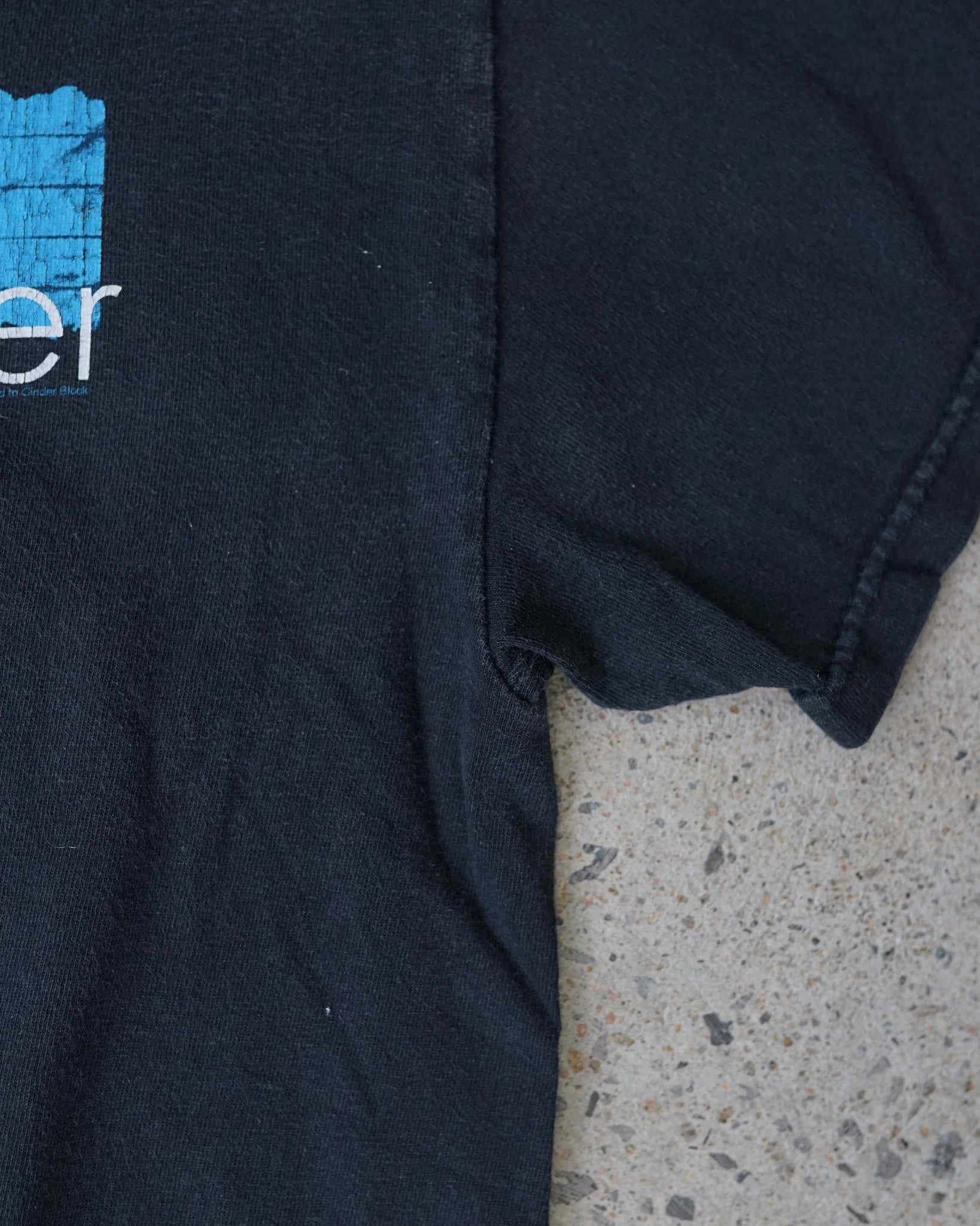 weezer 2004 band t-shirt