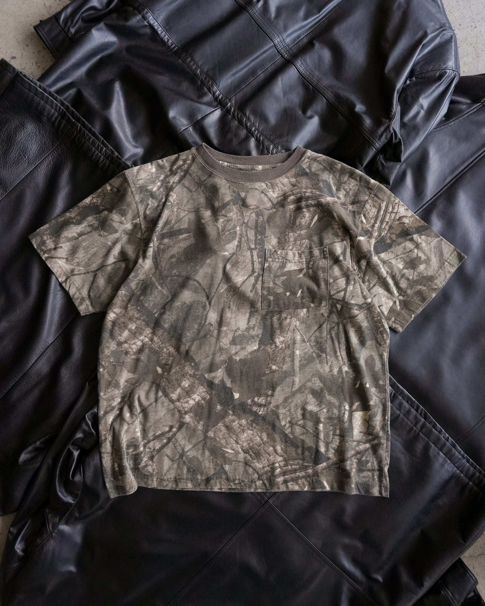pro action realtree camo pocket t-shirt