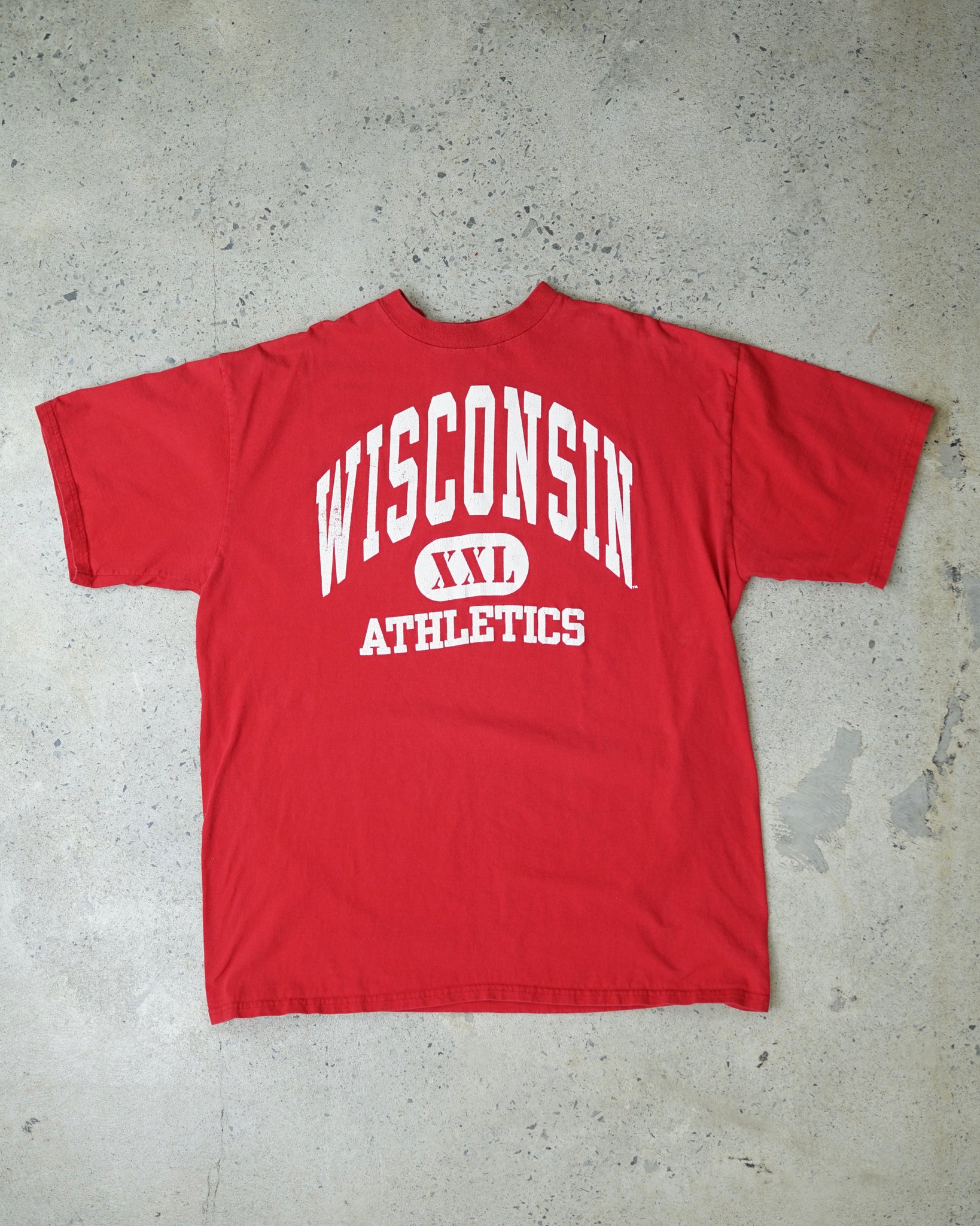 wisconsin athletics t-shirt - XXL