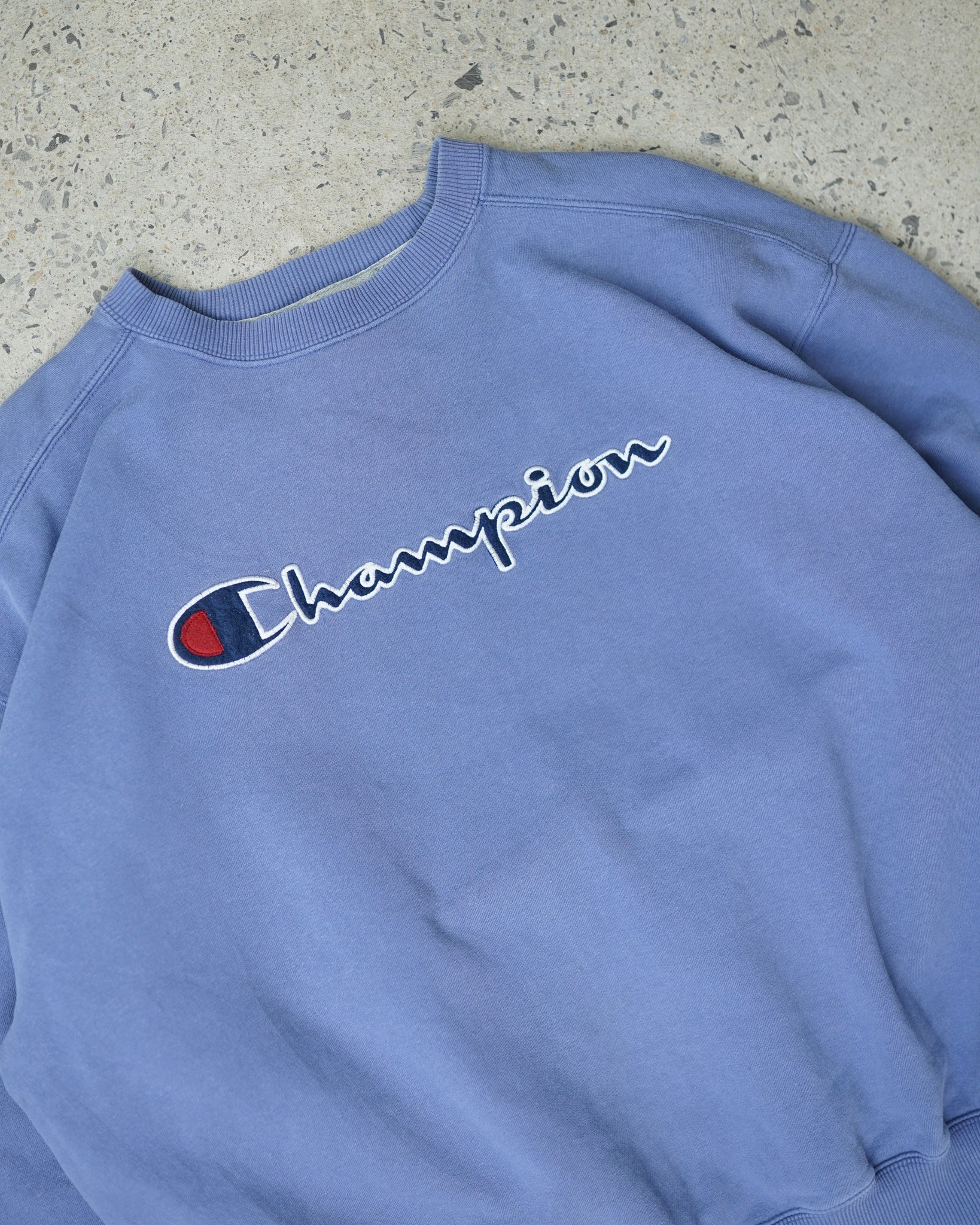 champion crewneck - XL